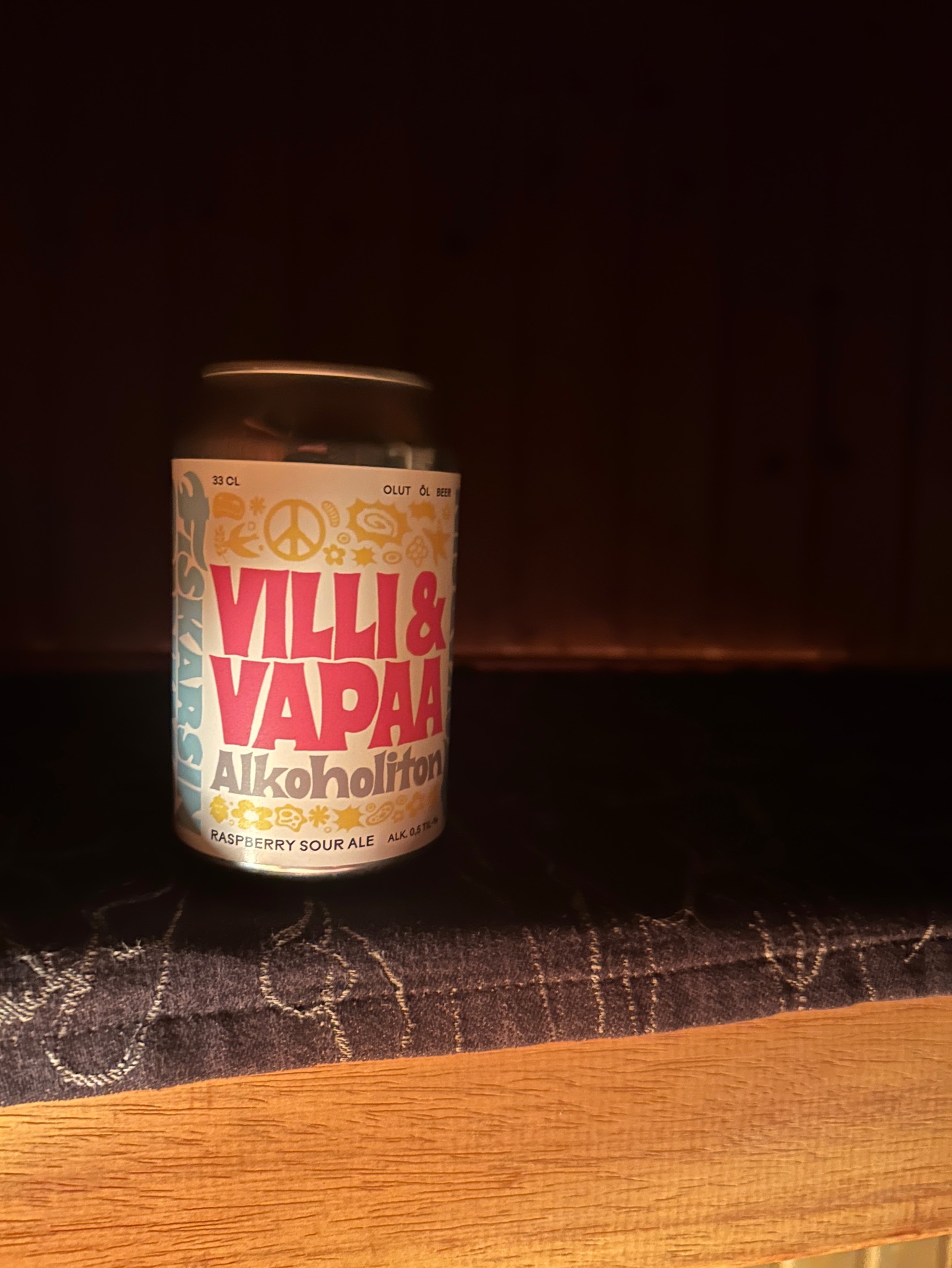 Villi & Vapaa Alkoholiton Raspberry Sour Ale, Finland