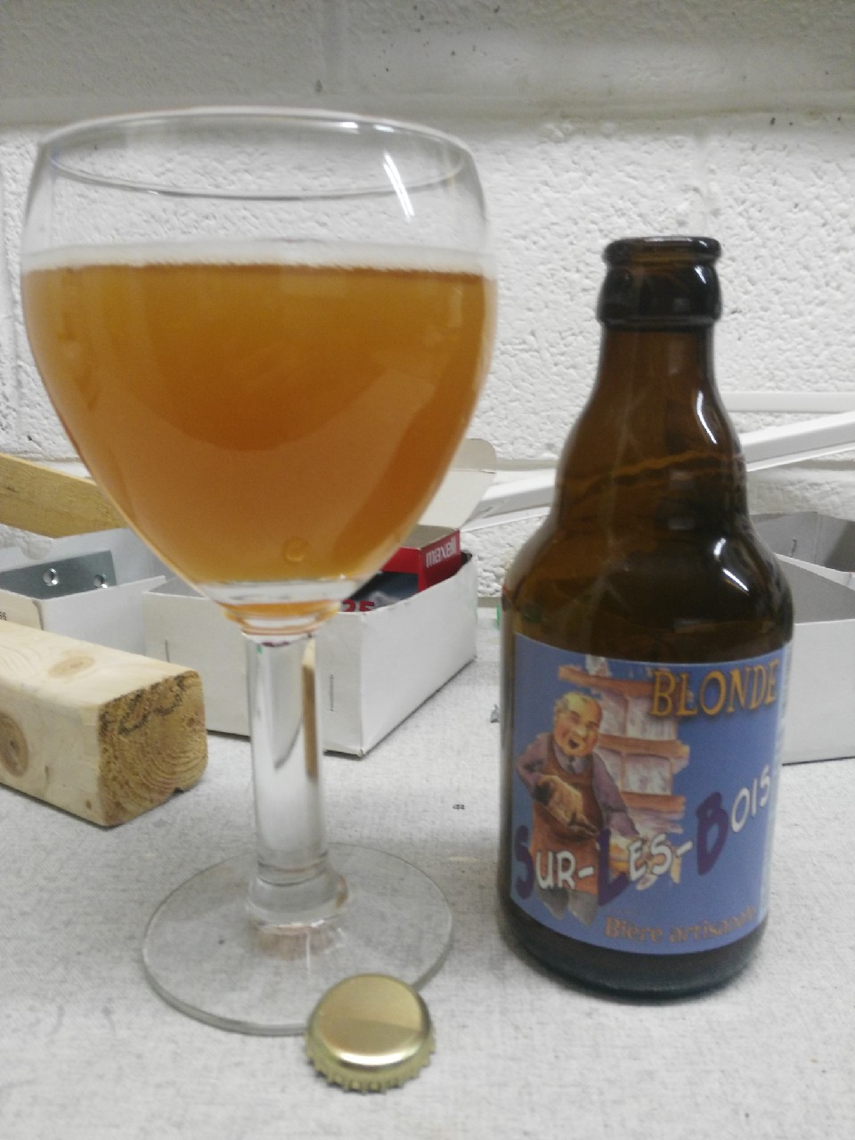 Sur-Les-Bois Blonde, La Botteresse SCRL
