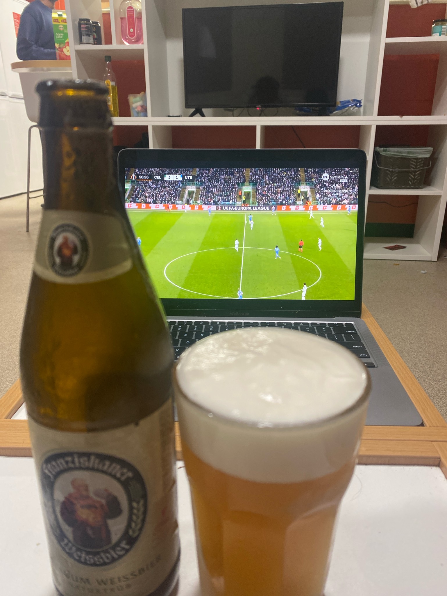 Franziskaner Premium Weissbier Naturtrüb, Germany