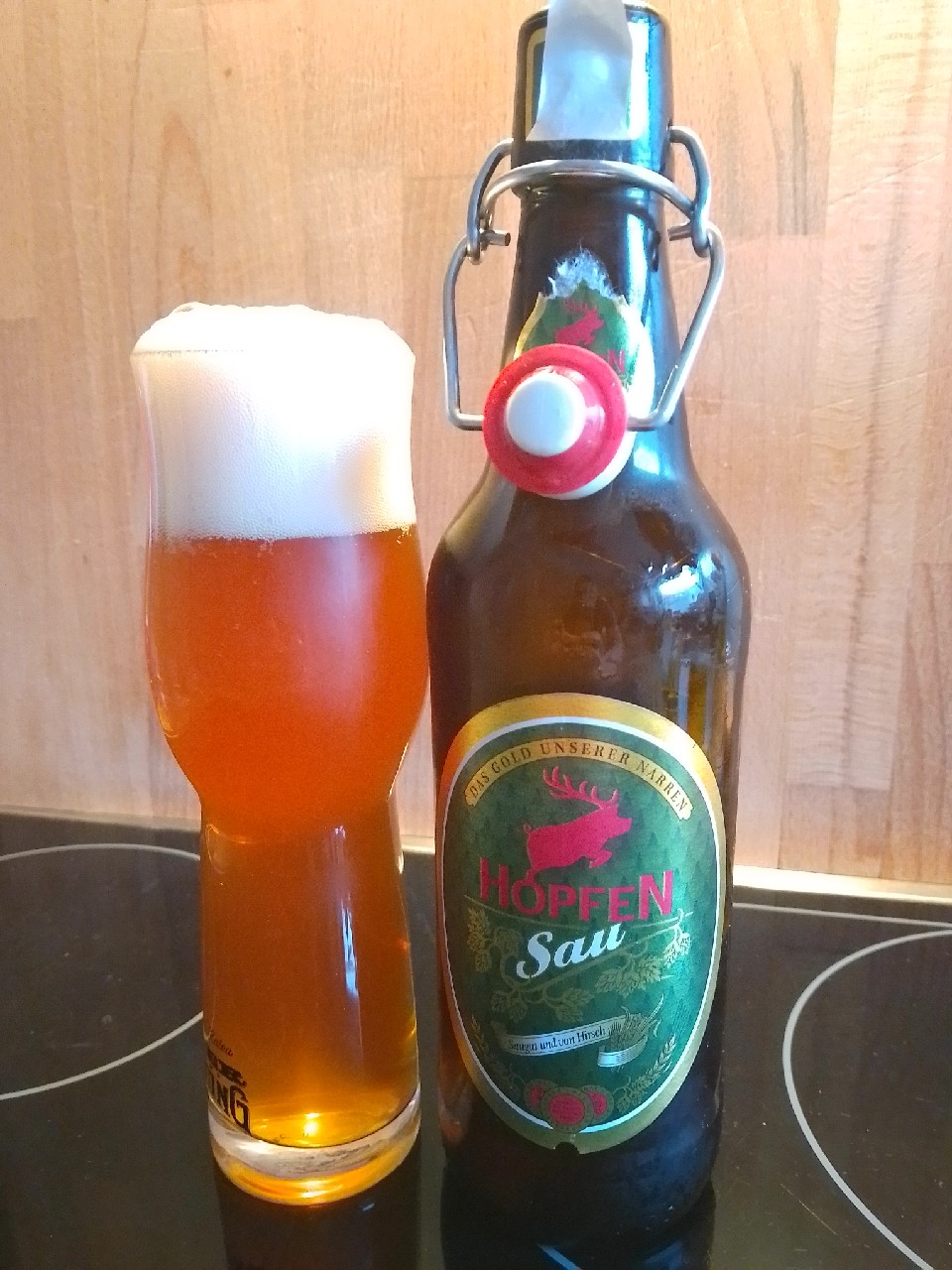 Hopfen Sau, Hirsch-Brauerei Honer