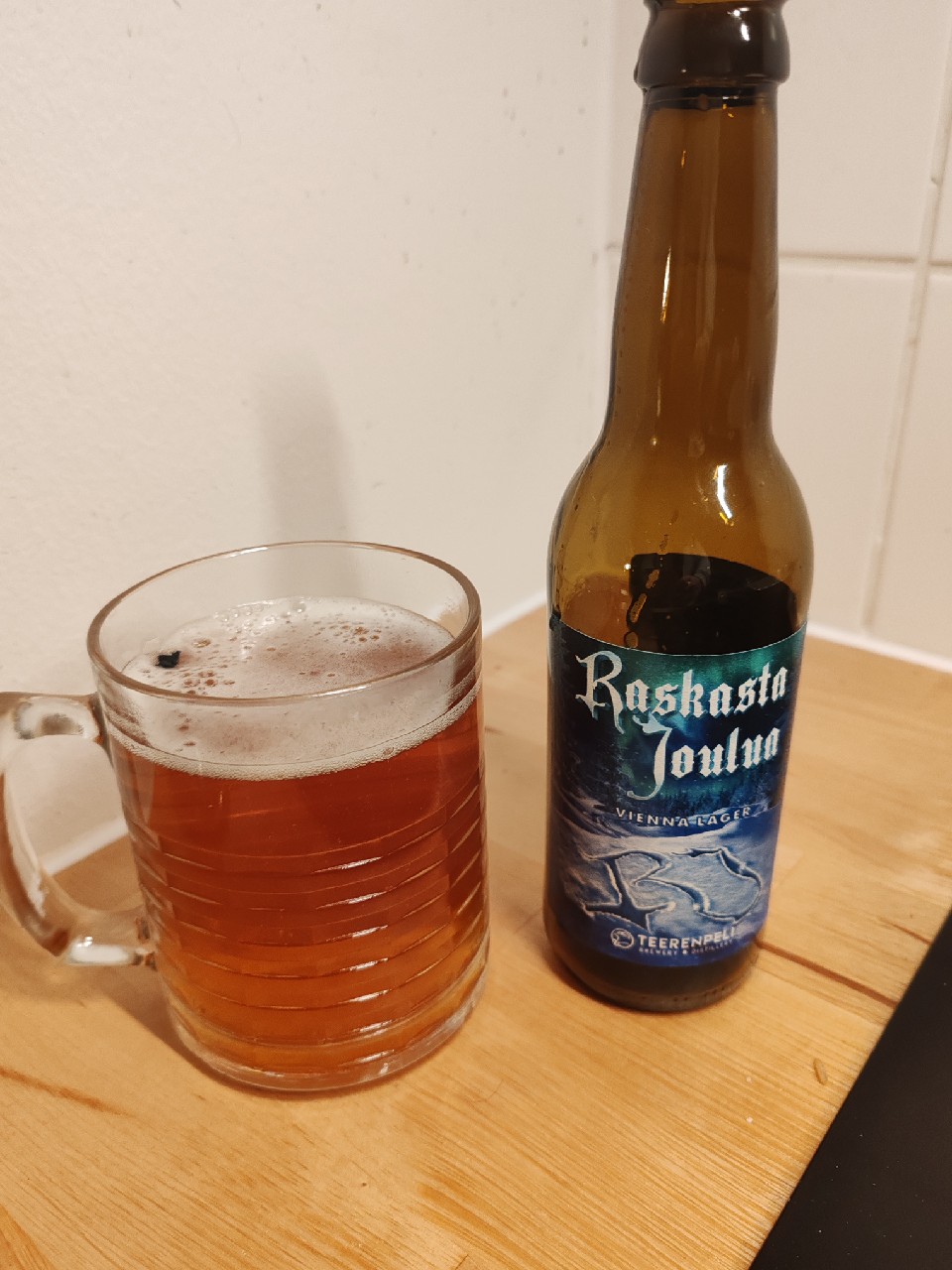 Raskasta Joulua, Finland