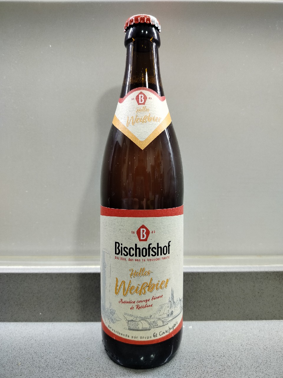 Bischofshof Hefe-Weissbier Hell, Brauerei Bischofshof
