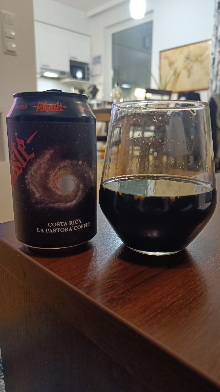 Tumeaine Papua New Guinea Coffee, Estonia