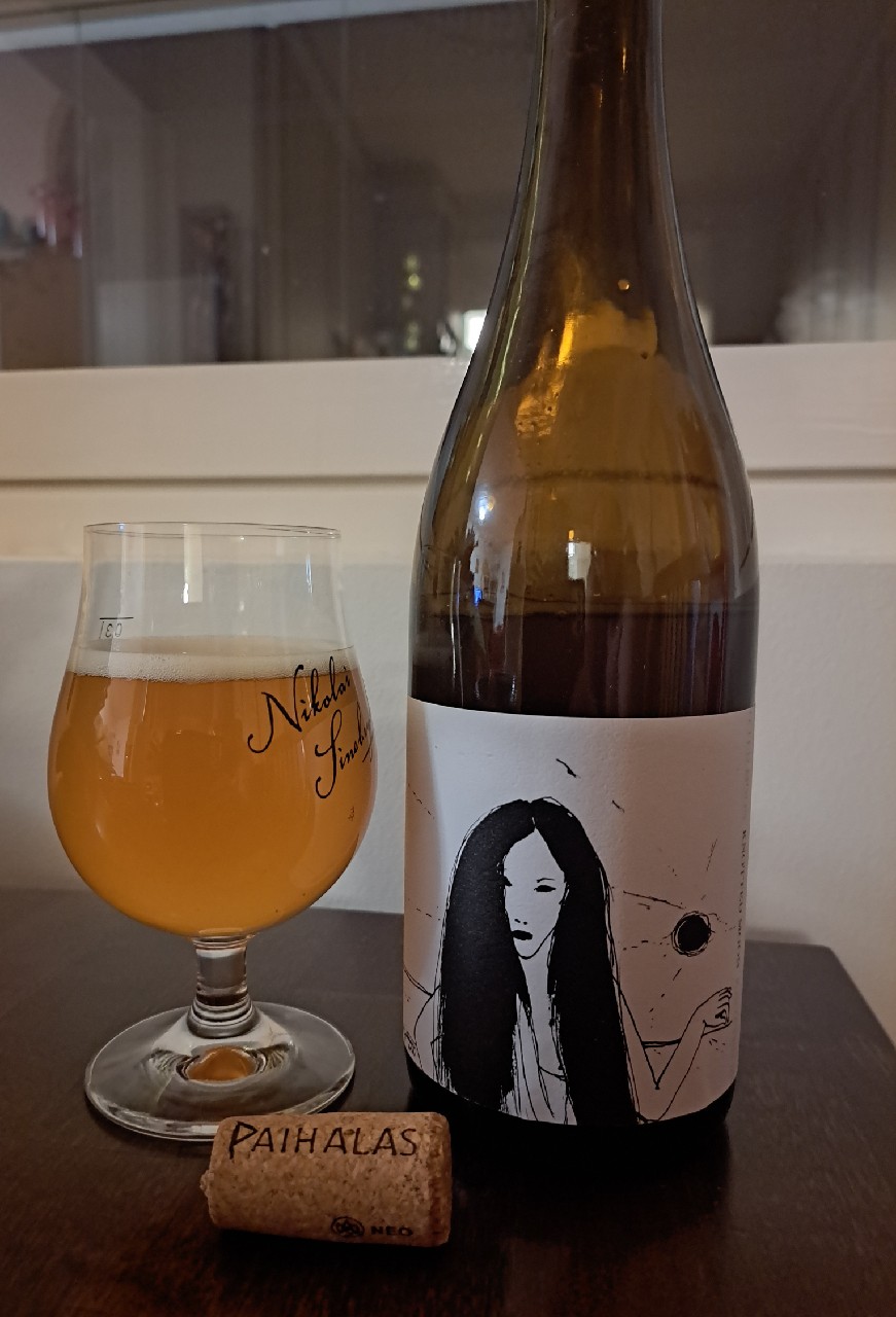 Knotted Moon, Finland