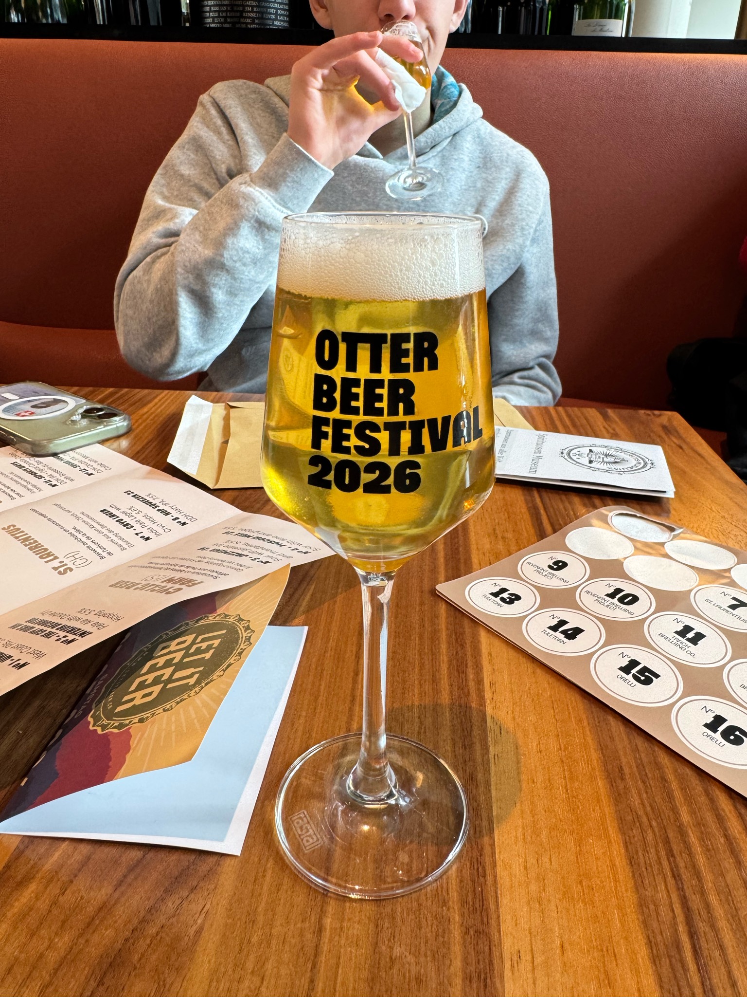 Struna, Cztery Ściany