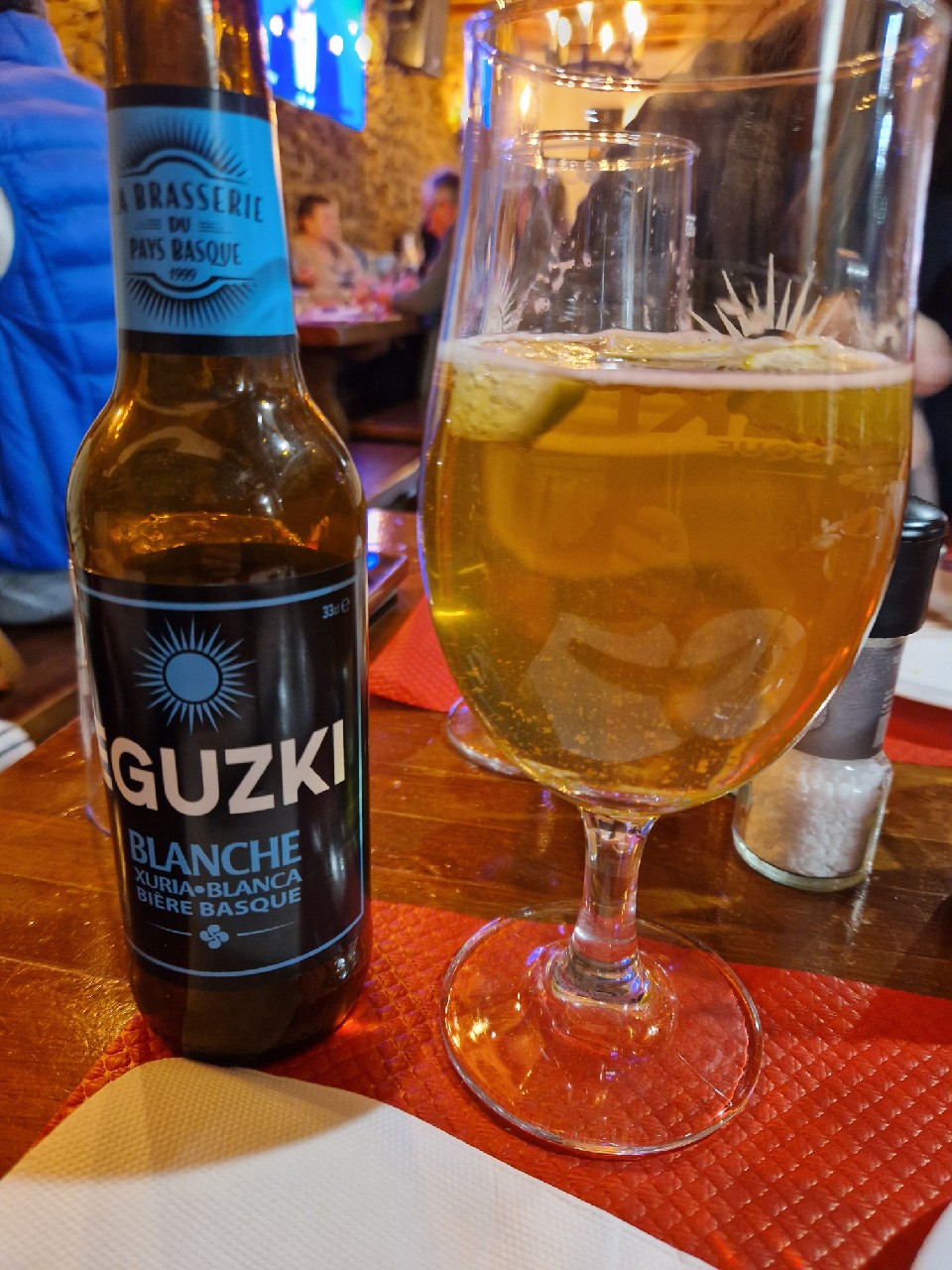 Eguzki Xuria Blanche, France