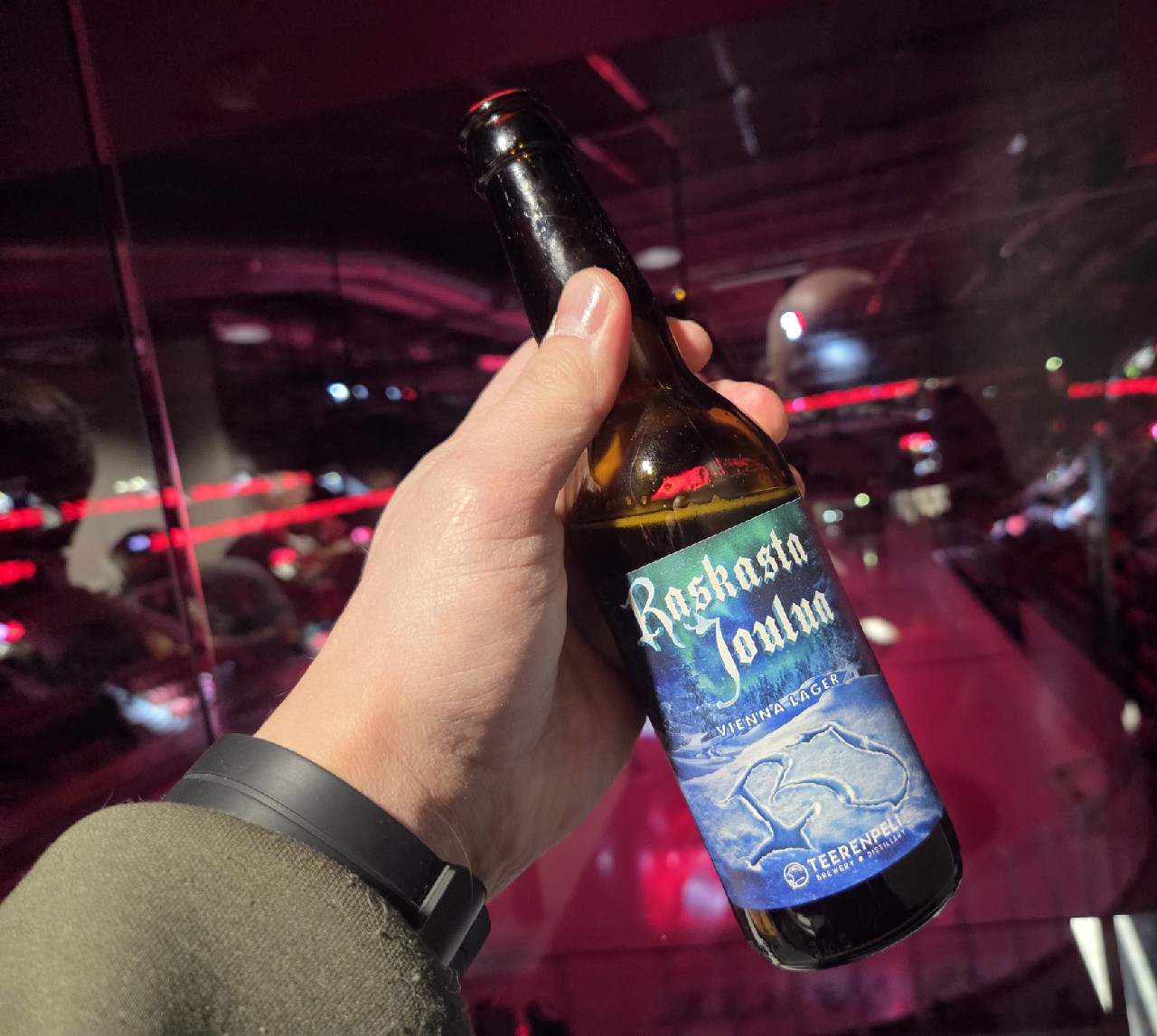 Raskasta Joulua Vienna Lager, Finland