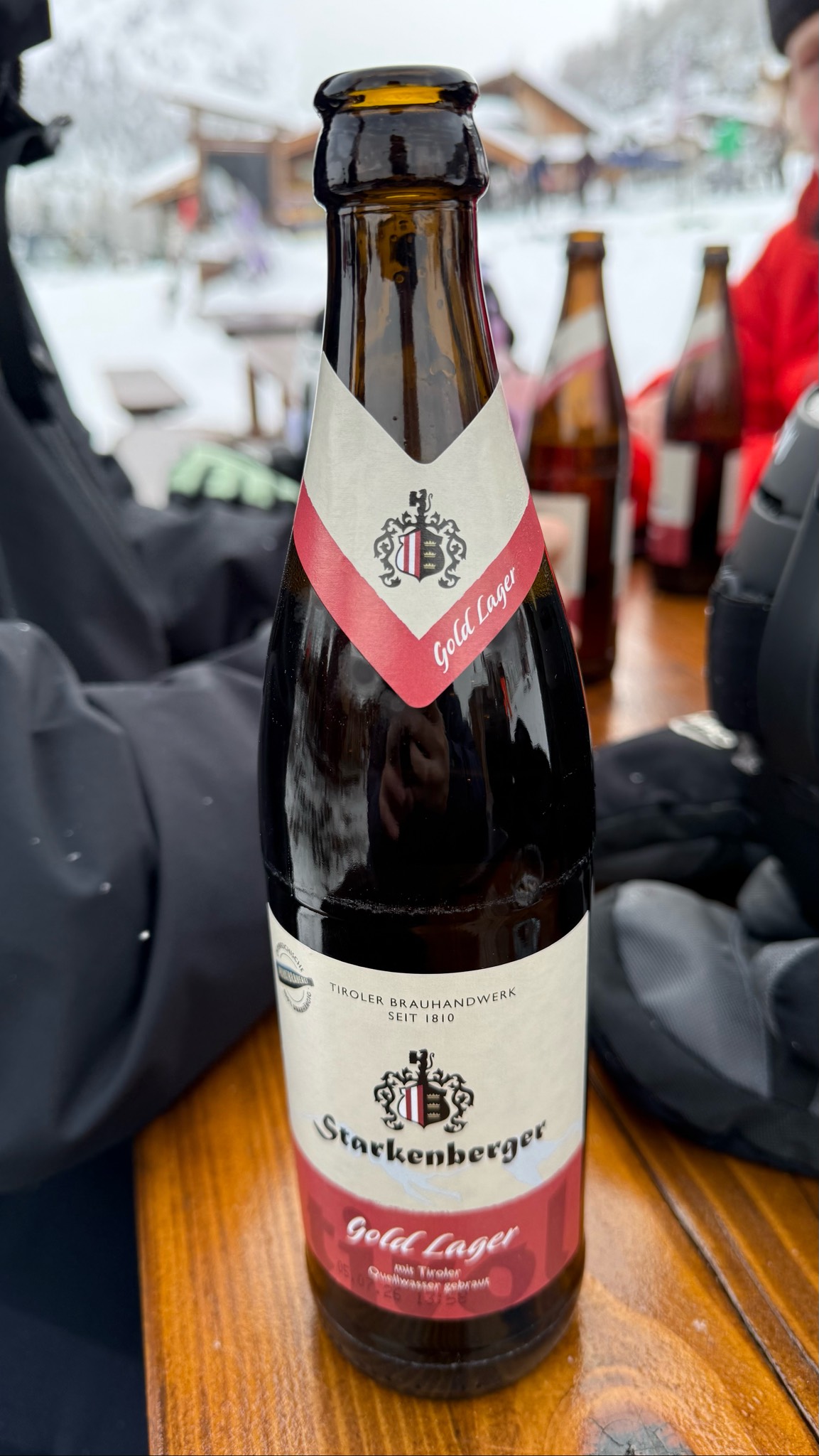 Starkenberger Gold Lager, Brauerei Schloss Starkenberg