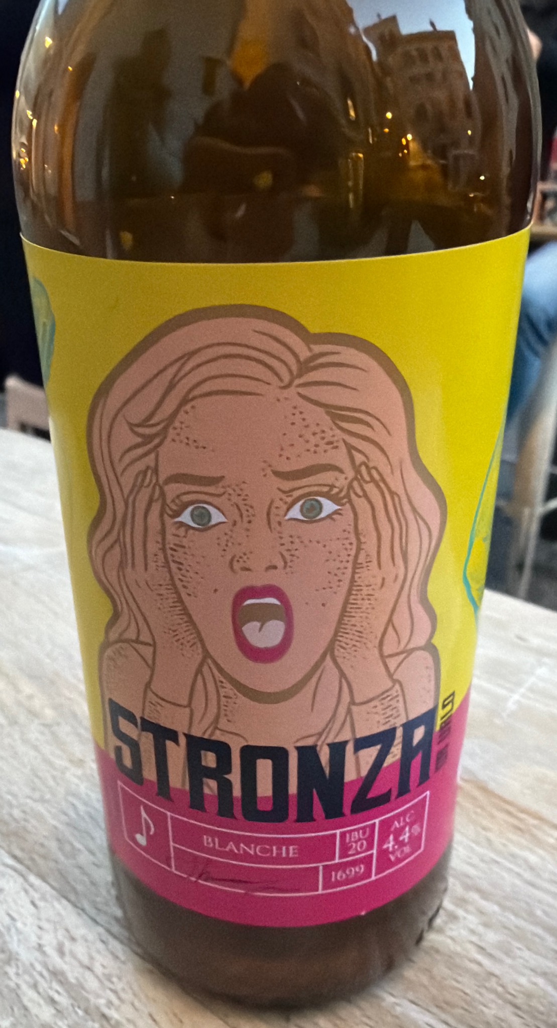 Stronza da Urlo, Stronza