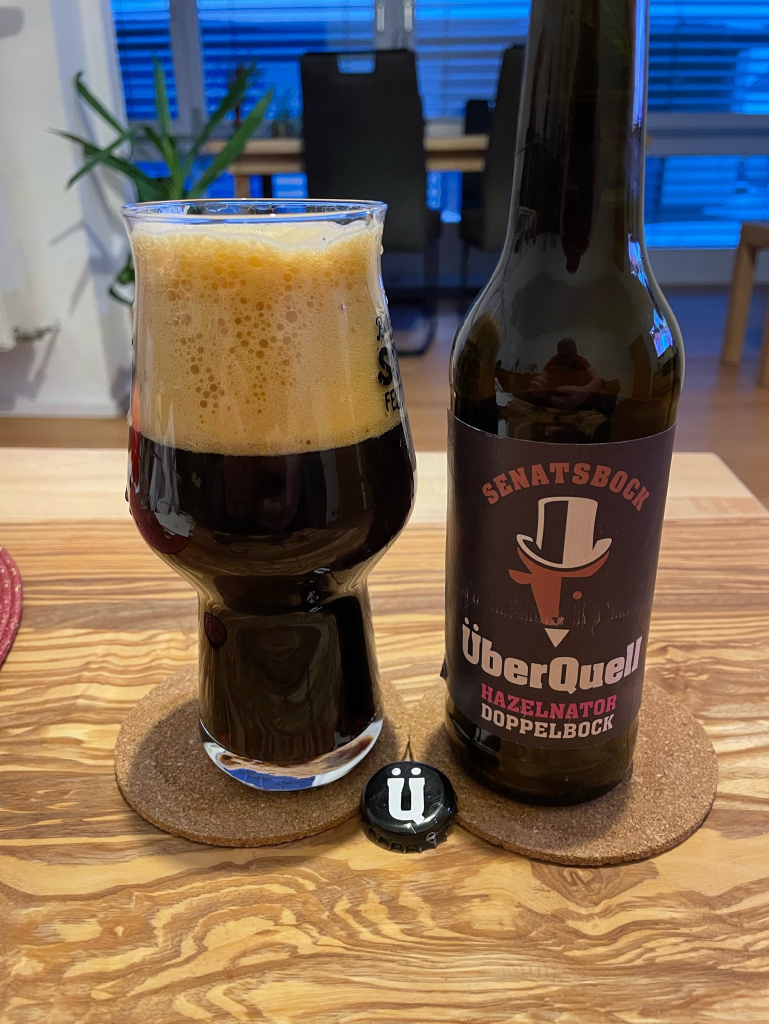 ÜberQuell Hamburger Senatsbock (2025) | Hazelnator, ÜberQuell Brauwerkstätten