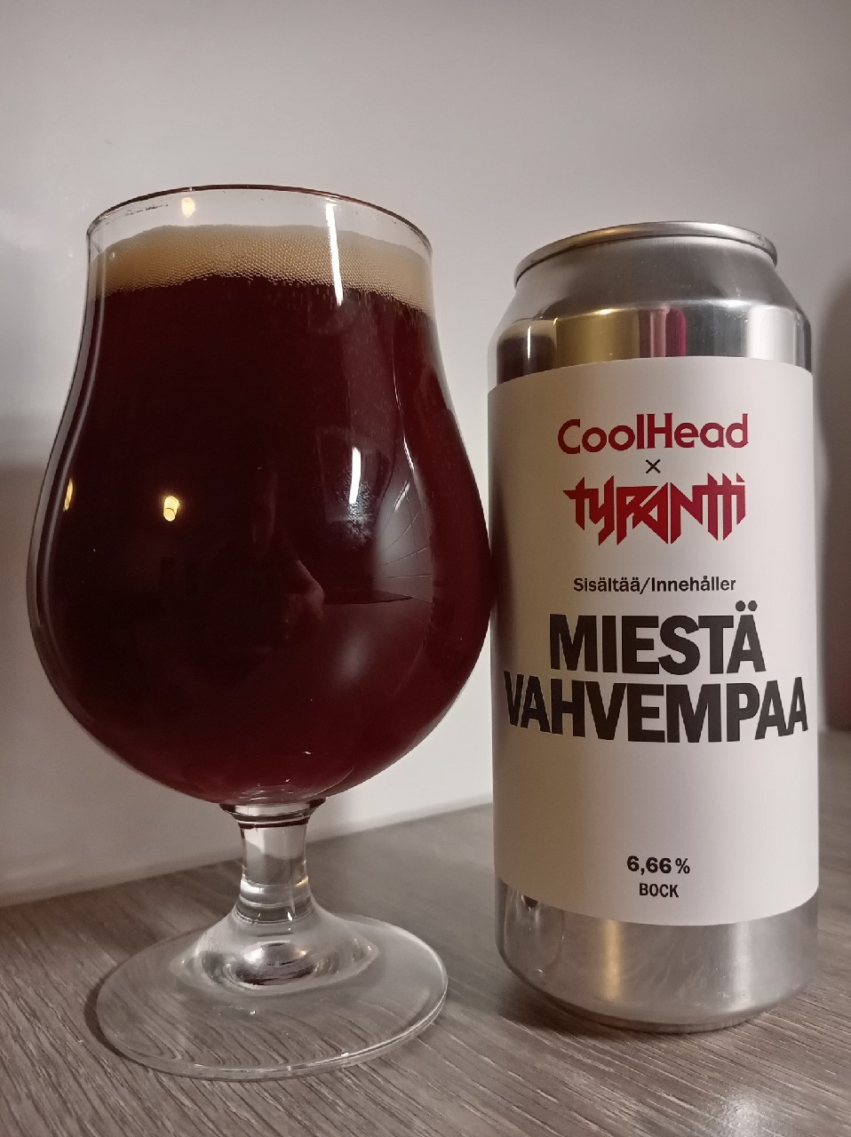 Miestä Vahvempaa, Finland