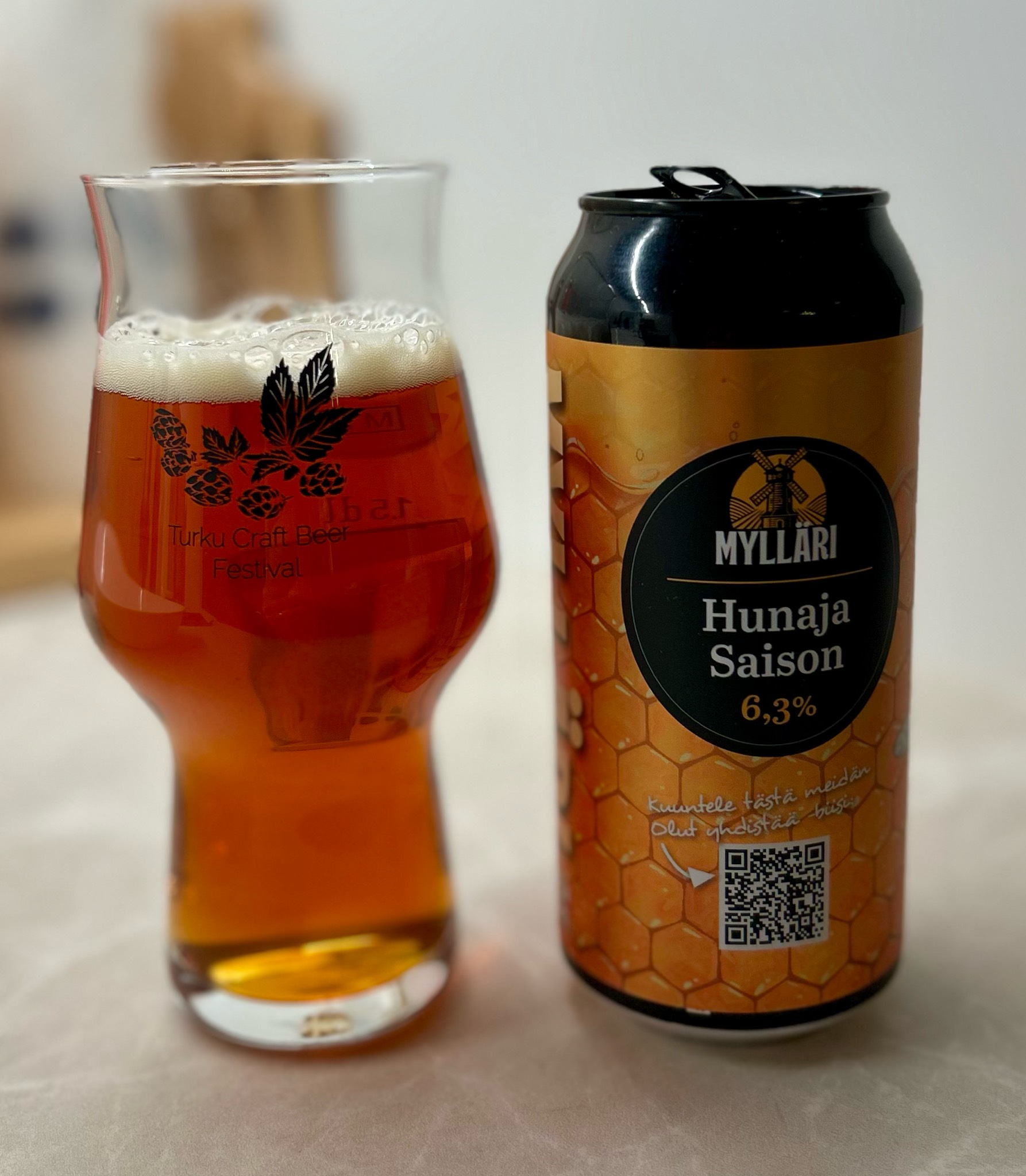 Mylläri Hunaja Saison, Finland