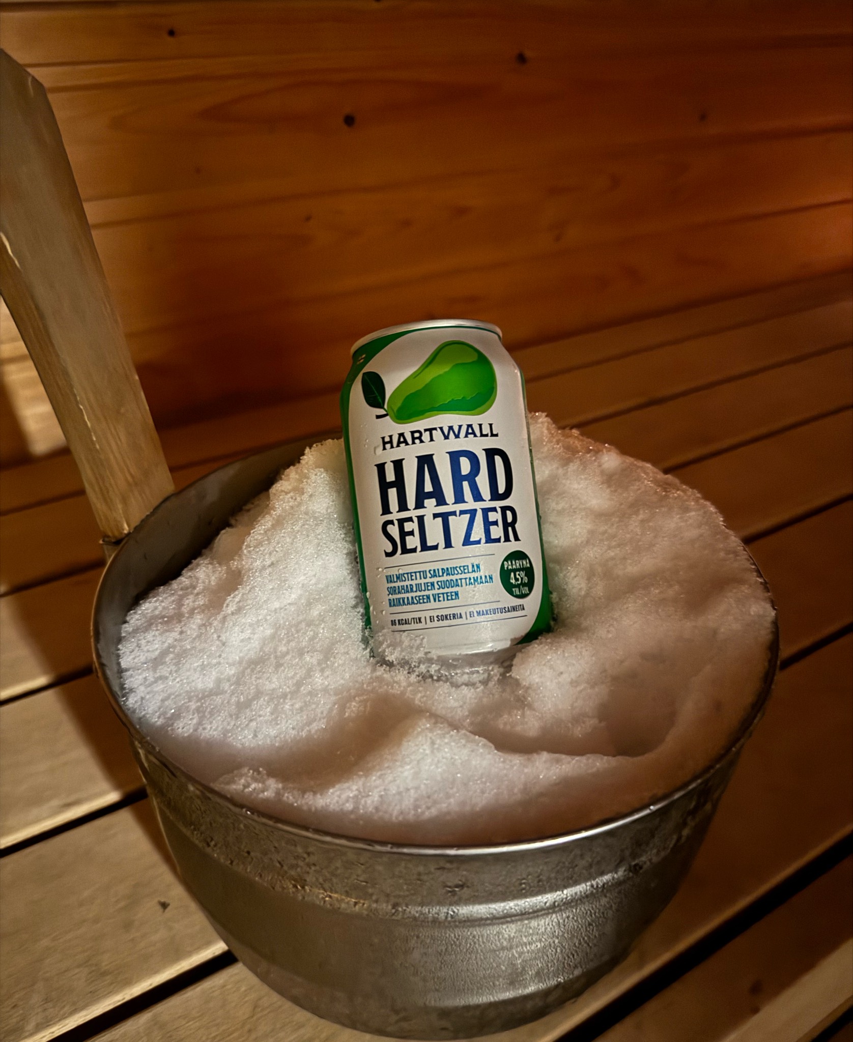 Hartwall Hard Seltzer päärynä, Finland