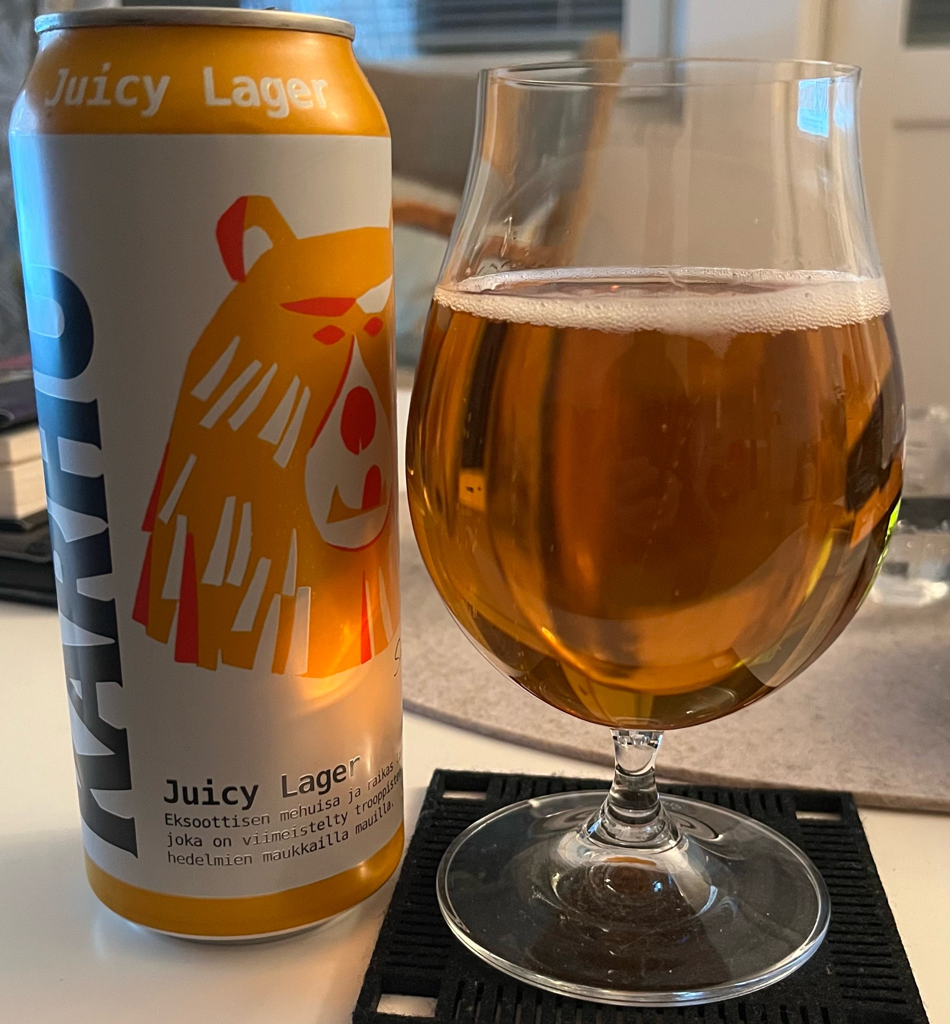 Karhu Juicy Lager, Sinebrychoff (Carlsberg Group)