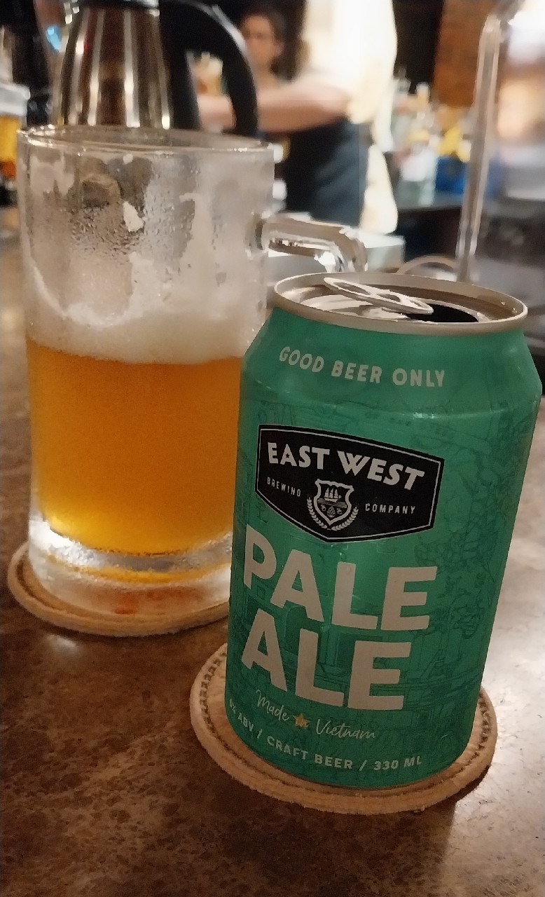 East West Pale Ale, East West Brewing Co.