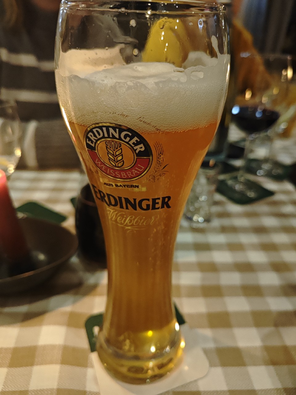 Erdinger Weißbier / Hefe-Weizen, Erdinger Weissbräu