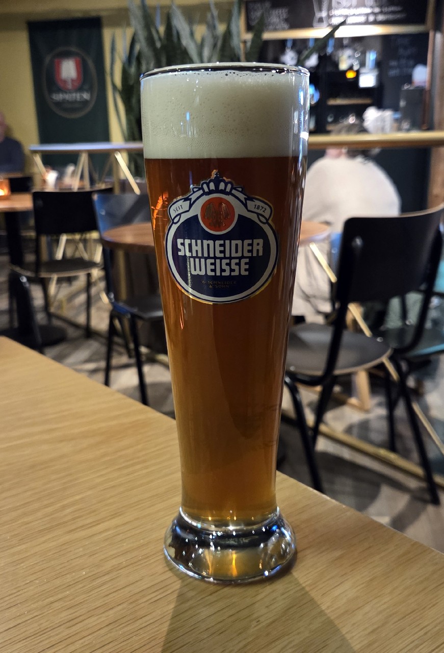 Hefeweissbier naturtrüb, Germany