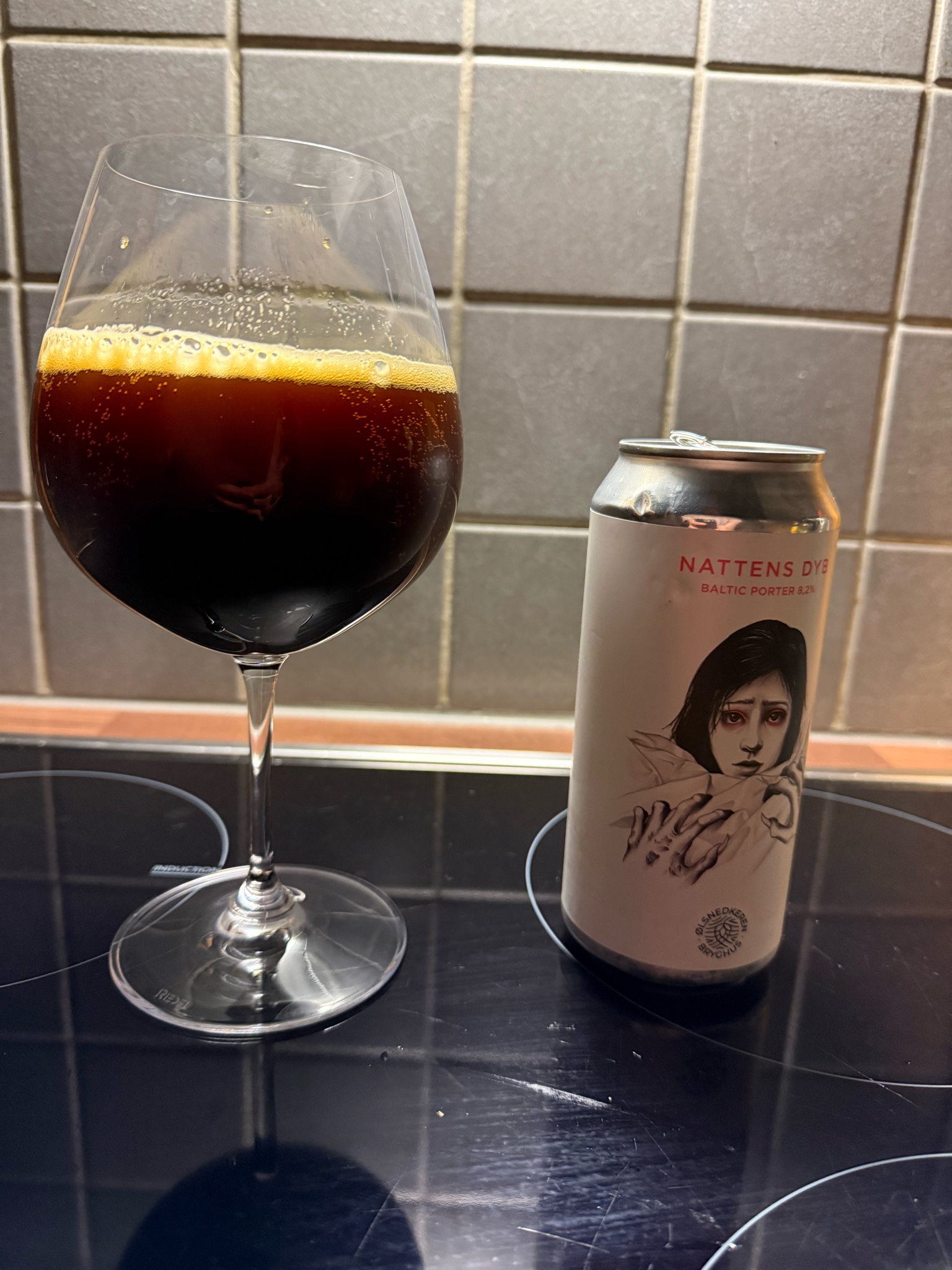 Nattens dyb, Ølsnedkeren