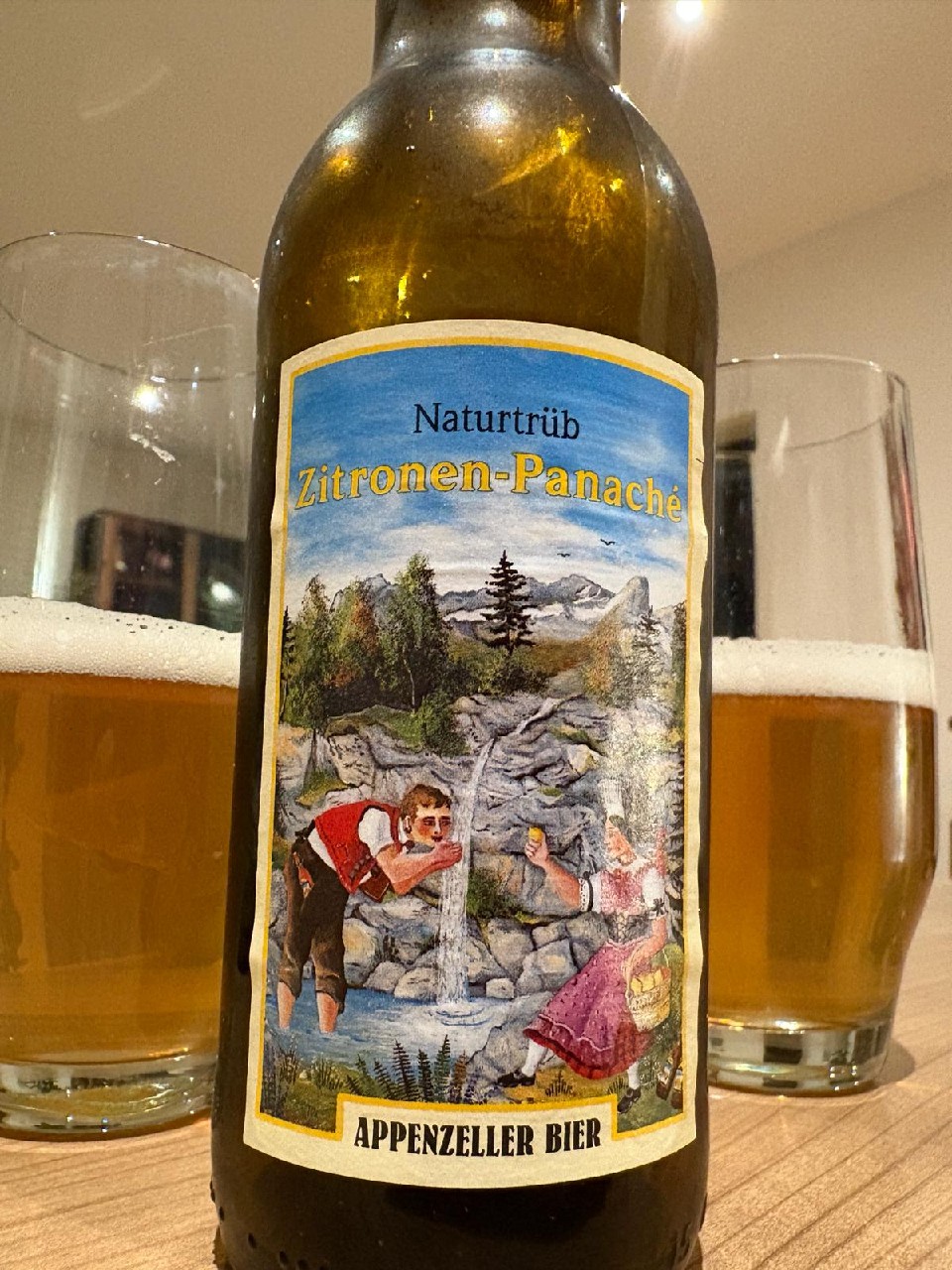 Naturtrüb Zitronen-Panaché, Switzerland