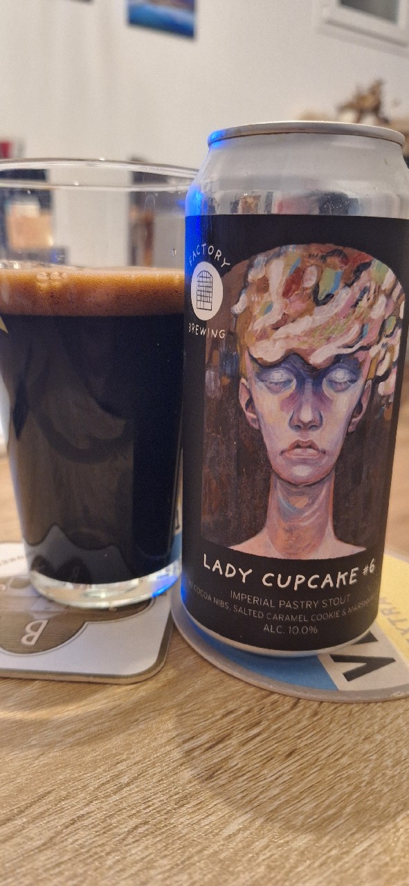 Lady Cupcake #6 (Cocoa Nibs, Salted Caramel Cookie & Marshmallow), Finland