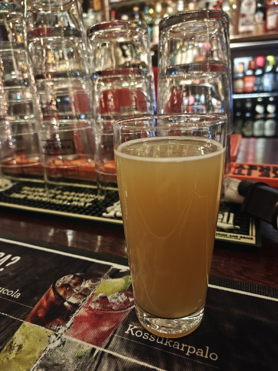 Kiss The Ring, France