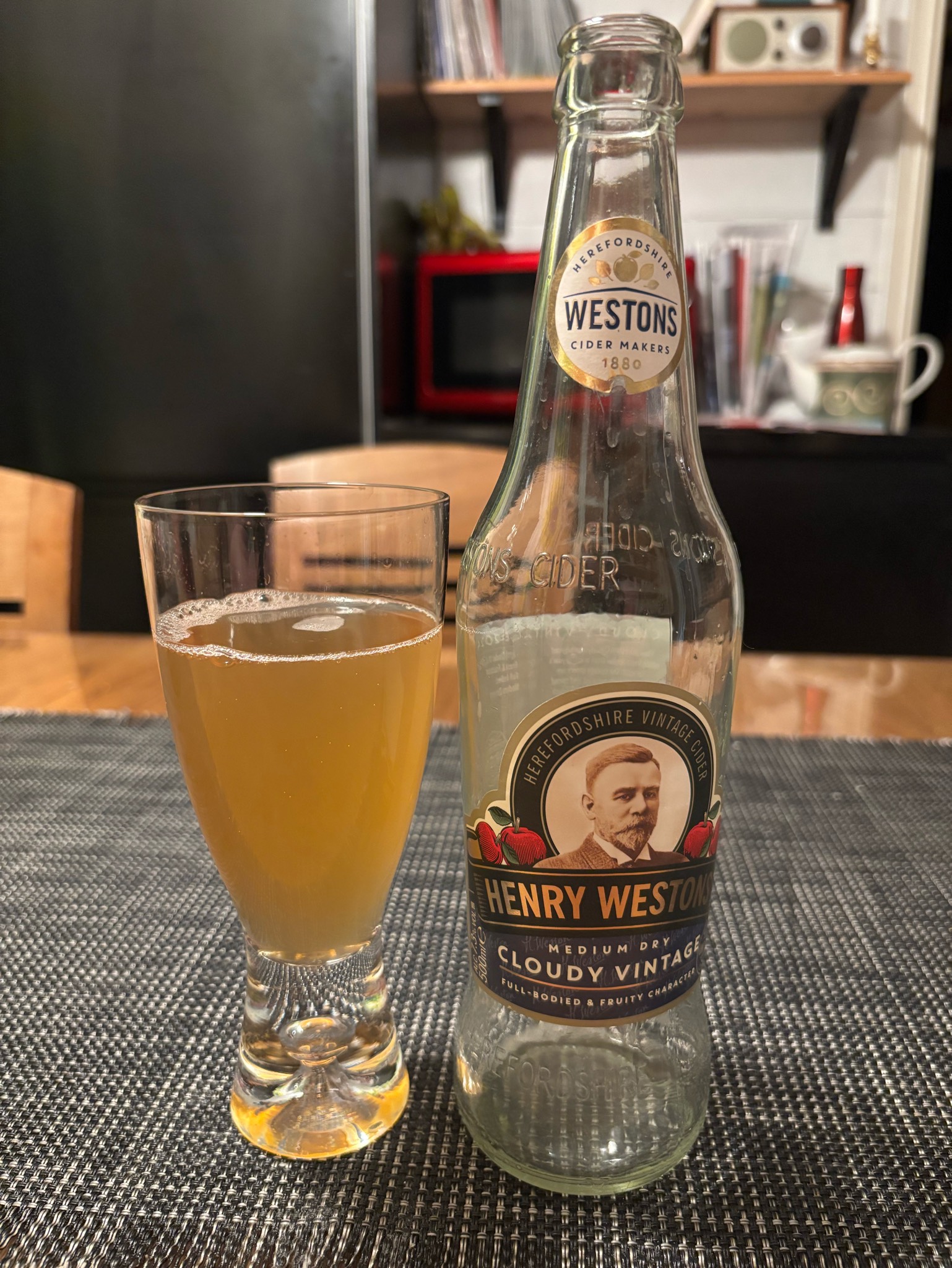 Henry Westons Cloudy Vintage, England