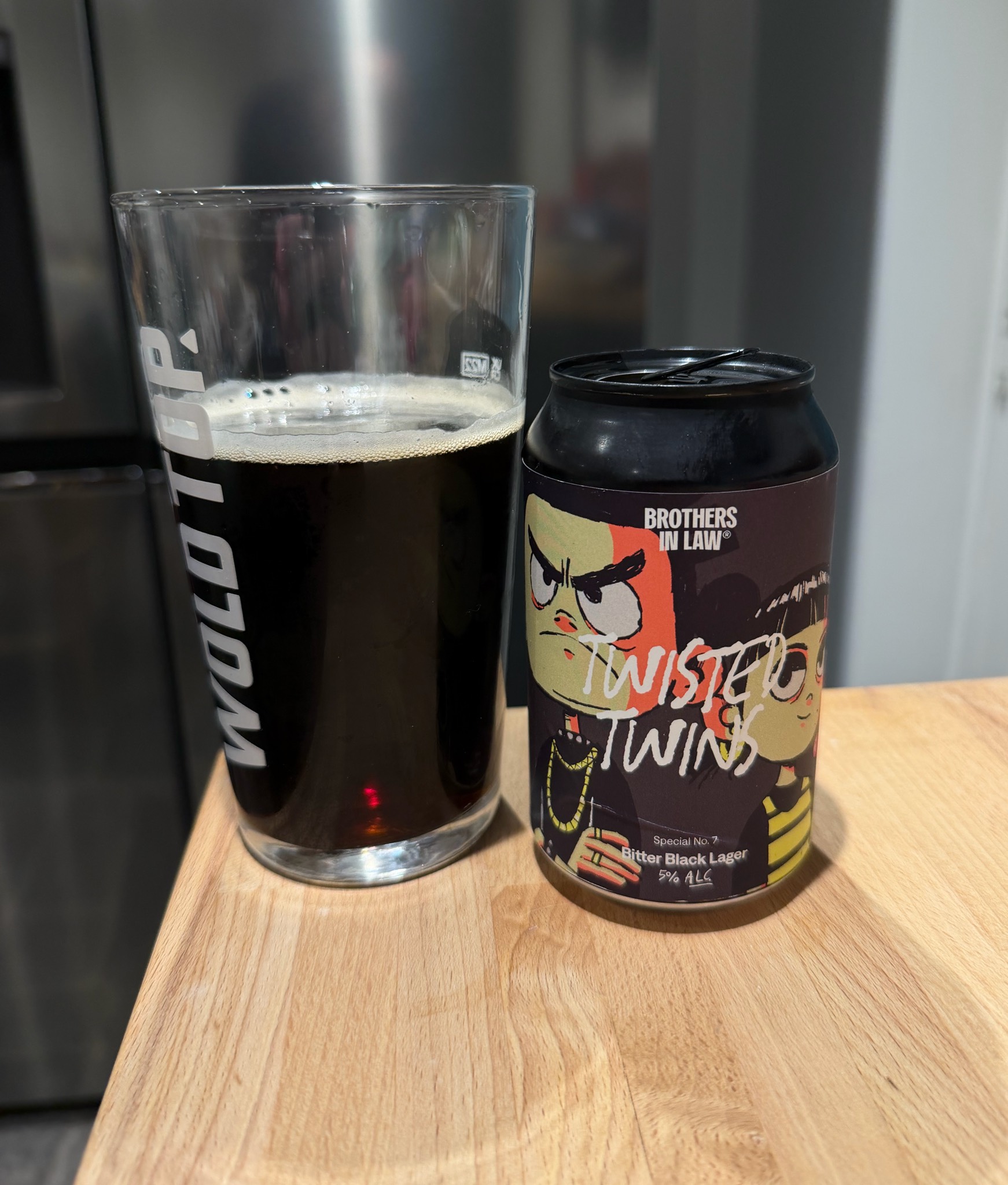 Twisted Twins - Bitter, Netherlands