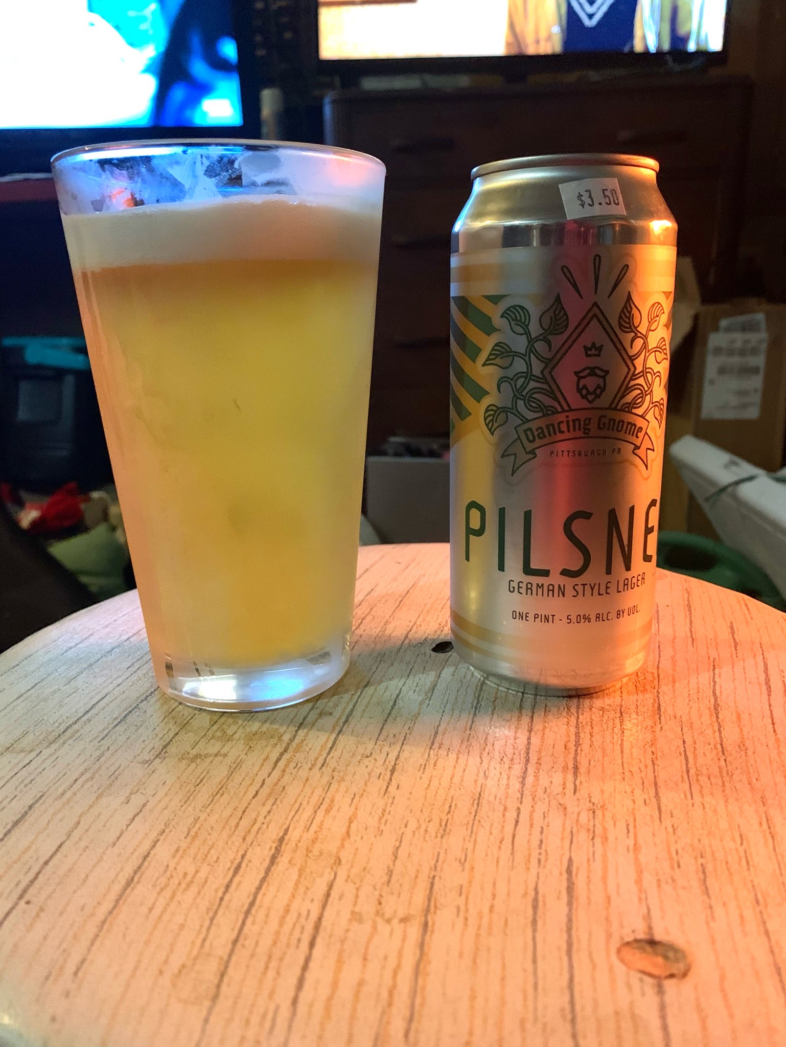Dancing Gnome Pilsner, Dancing Gnome