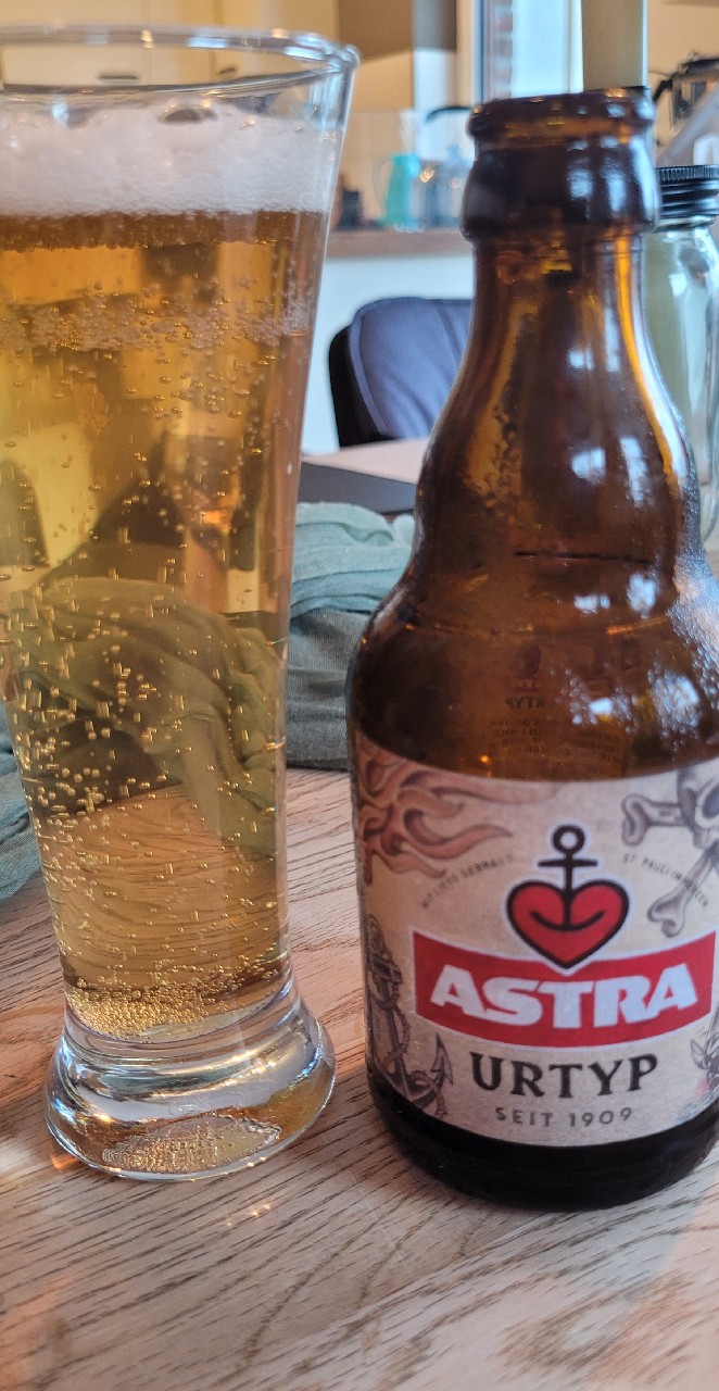 Astra Urtyp / Premium, Holsten-Brauerei (Carlsberg)