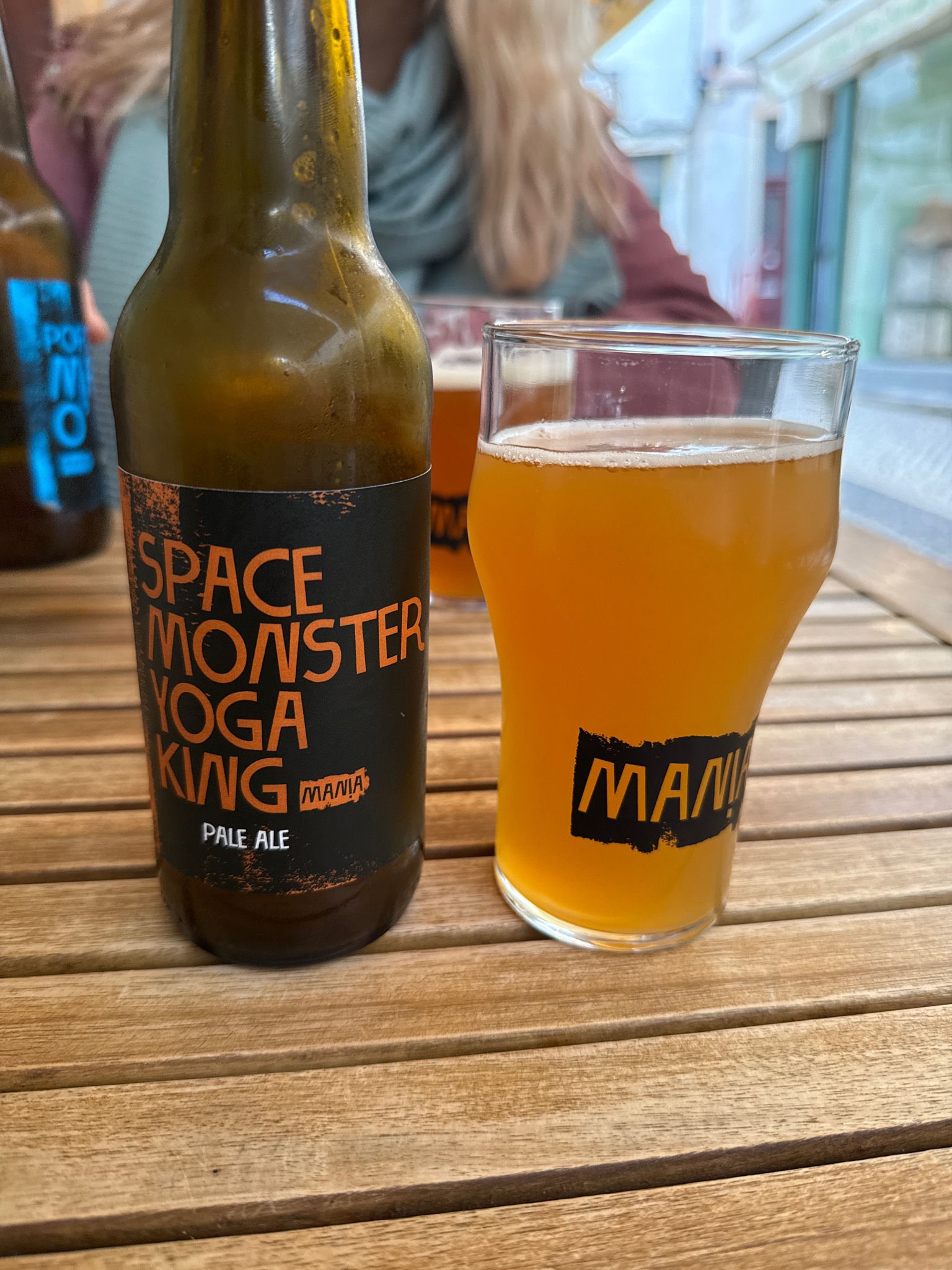 Space Monster Yoga King, Mania