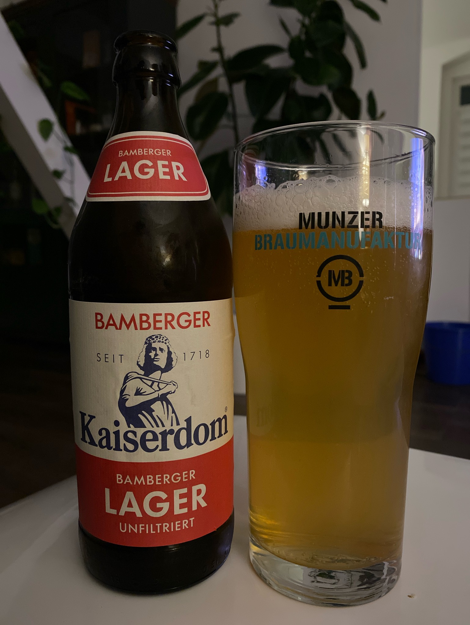 Kaiserdom Lager Unfiltriert, Privatbrauerei Kaiserdom