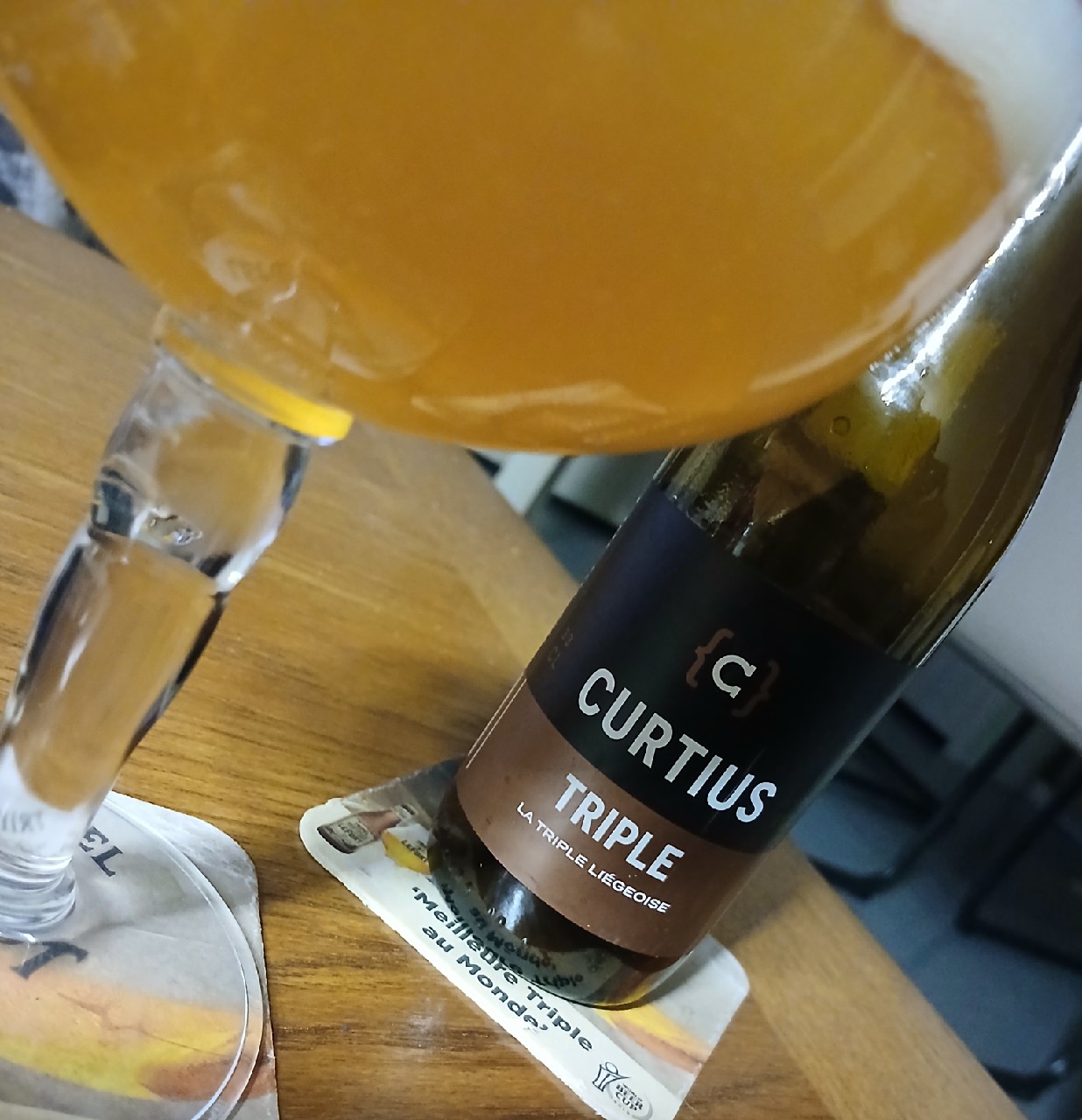 Curtius Triple, Belgium