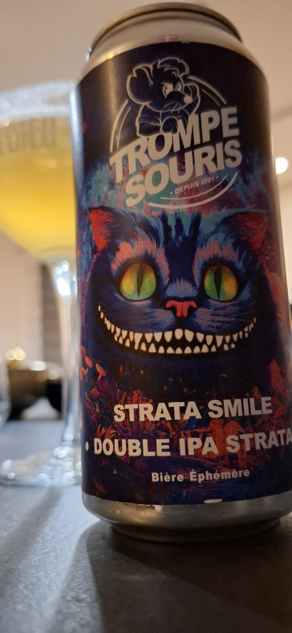 Strata Smile, France