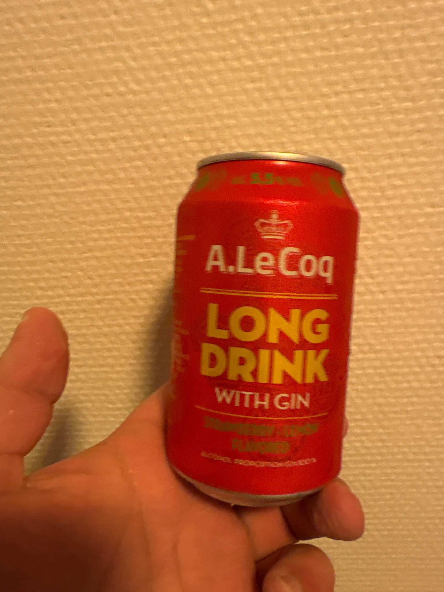 A. Le Coq GIN Strawberry-Lemon Long Drink, Estonia