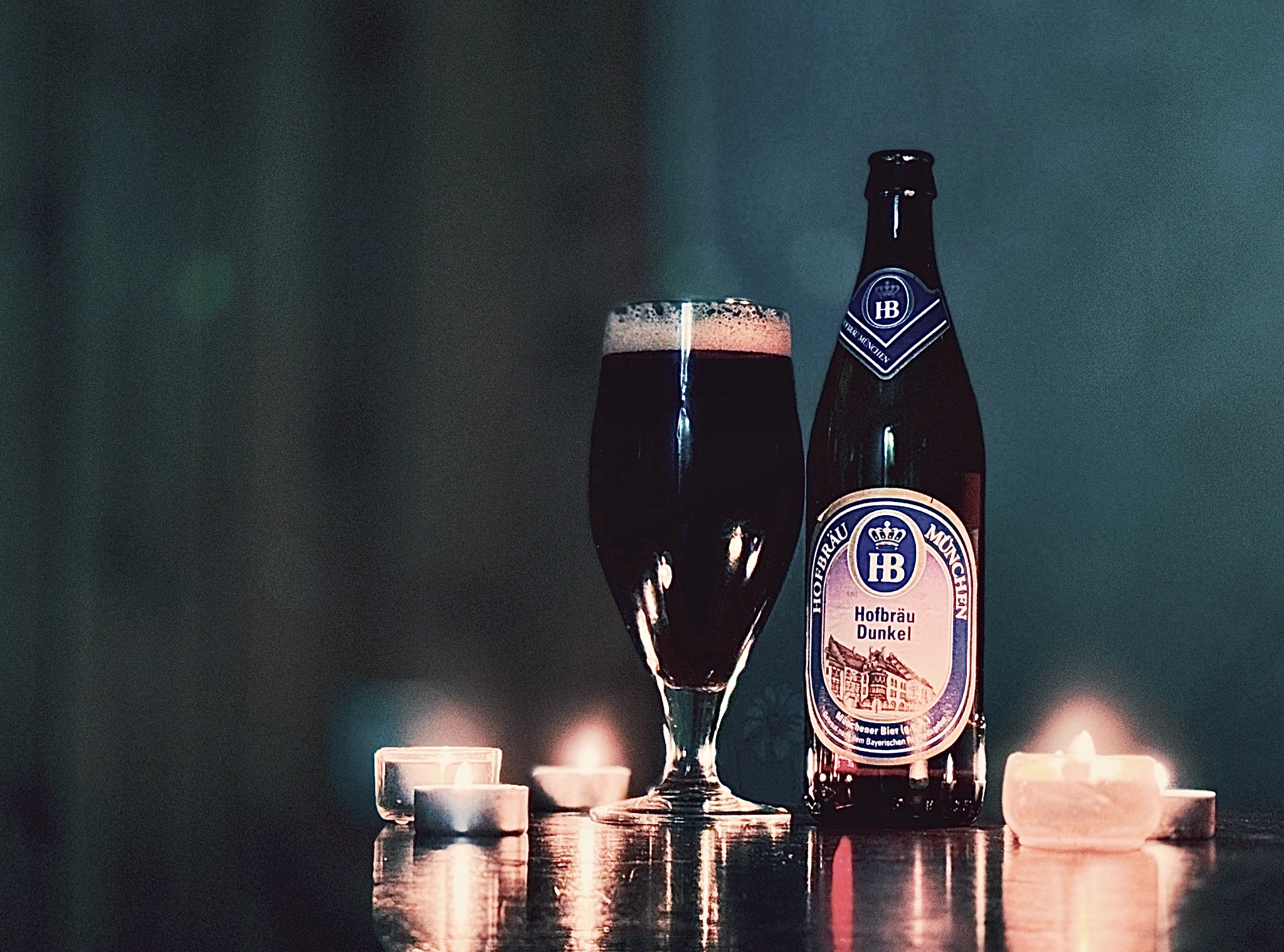 Hofbräu Dunkel / Dunkel Gold, Germany