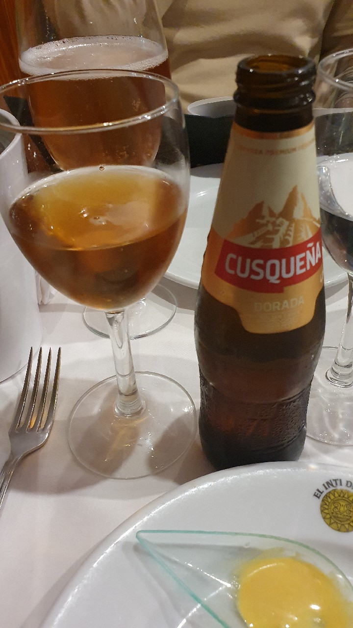 Cusqueña Dorada / Golden Lager, Unión de Cervecerías Peruanas Backus y Johnston (ABInBev)