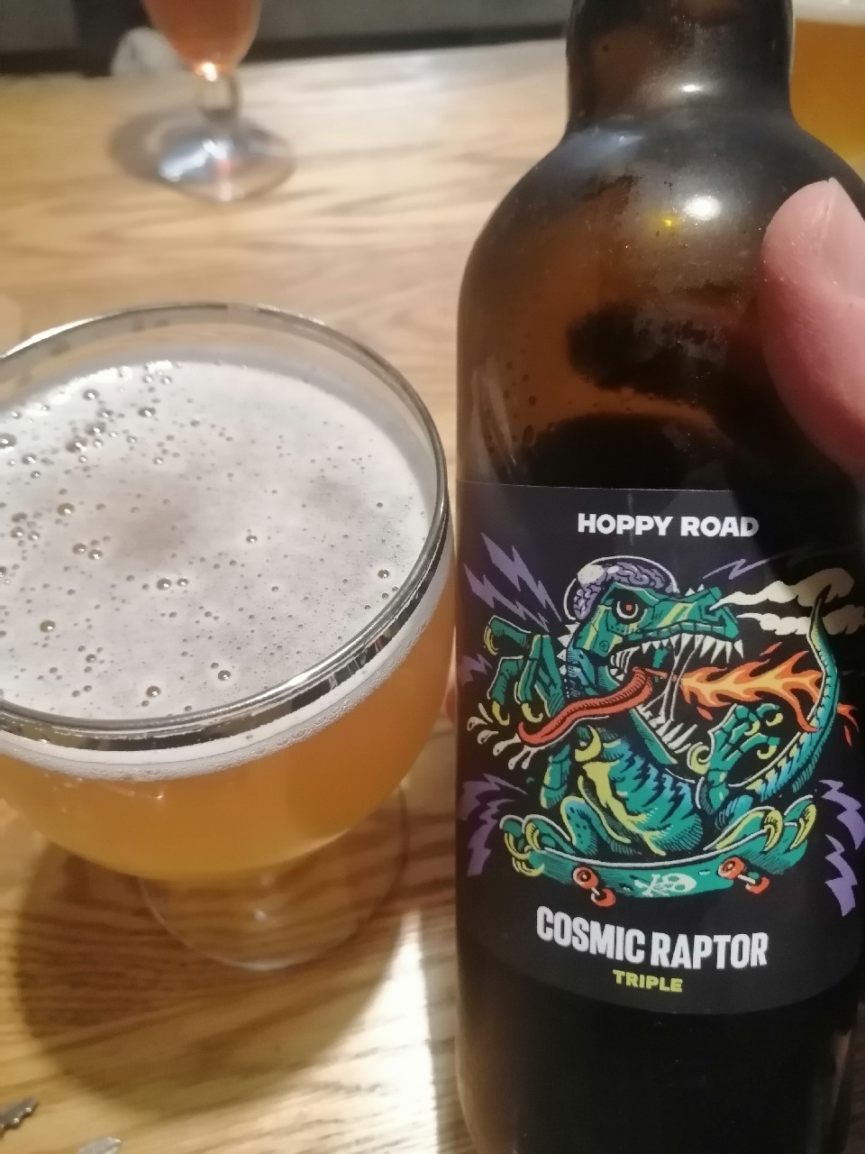 Cosmic Raptor, France