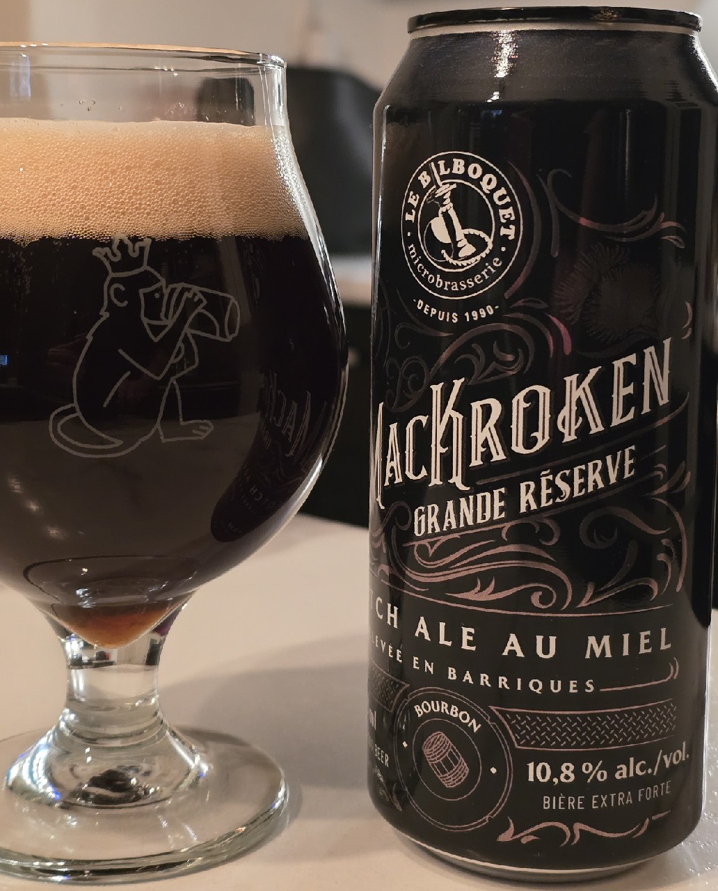 La Mackroken, Le Bilboquet