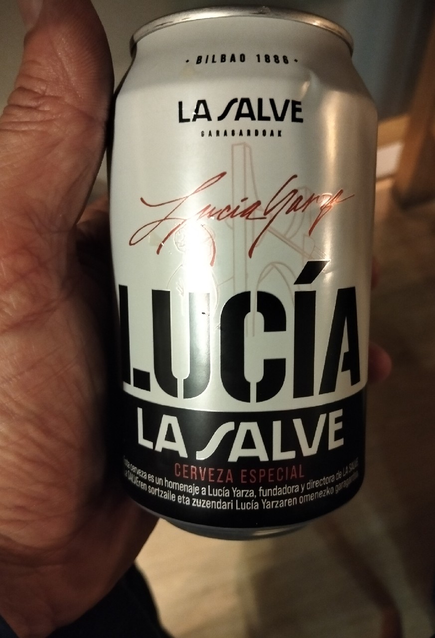 Lucía, La Salve