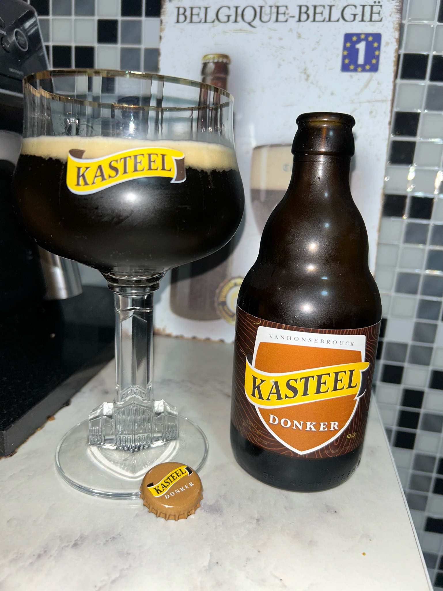 Kasteel Donker, Belgium