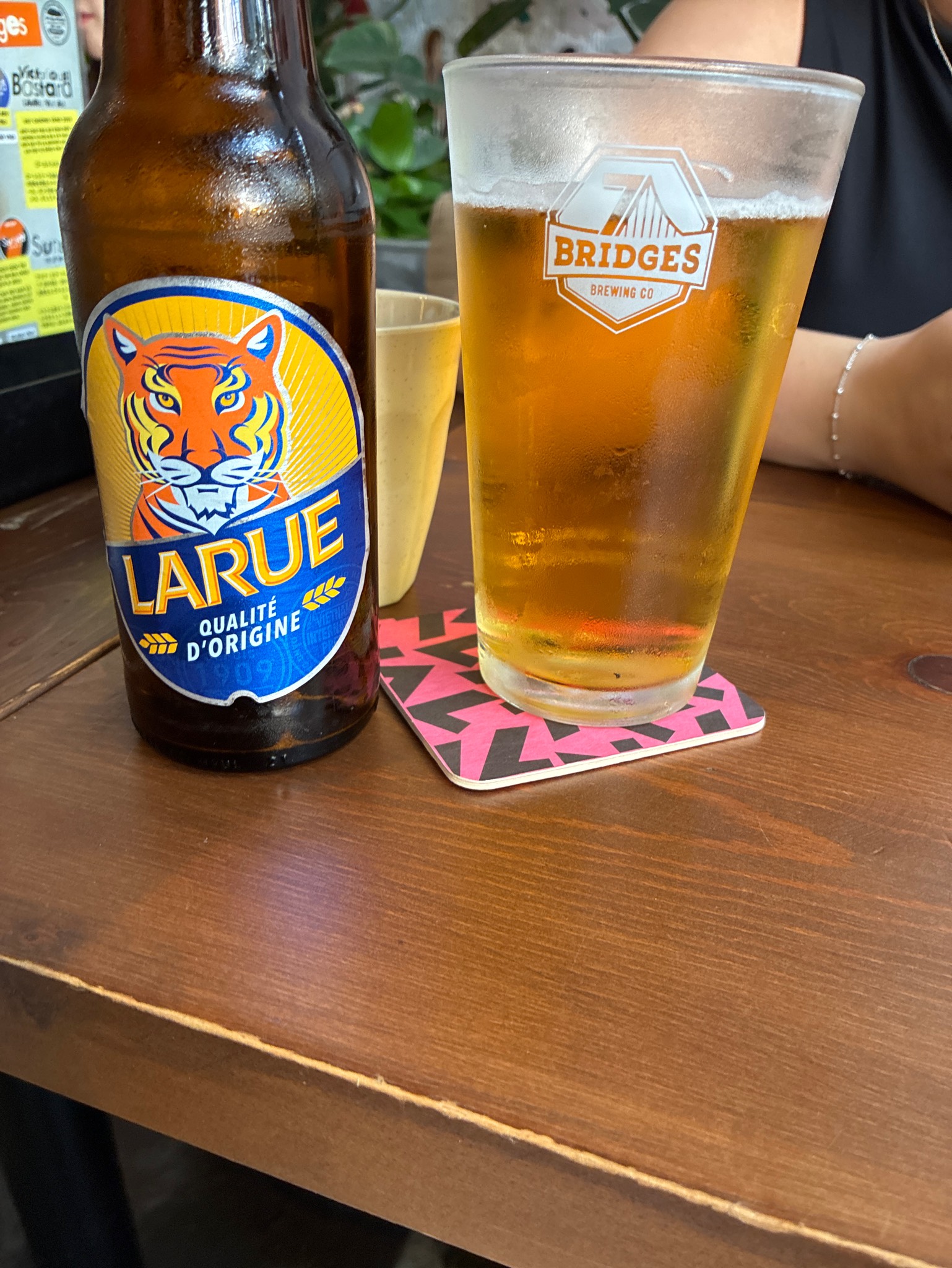 Biere Larue, Fosters & Larue Brewers Atlantic International