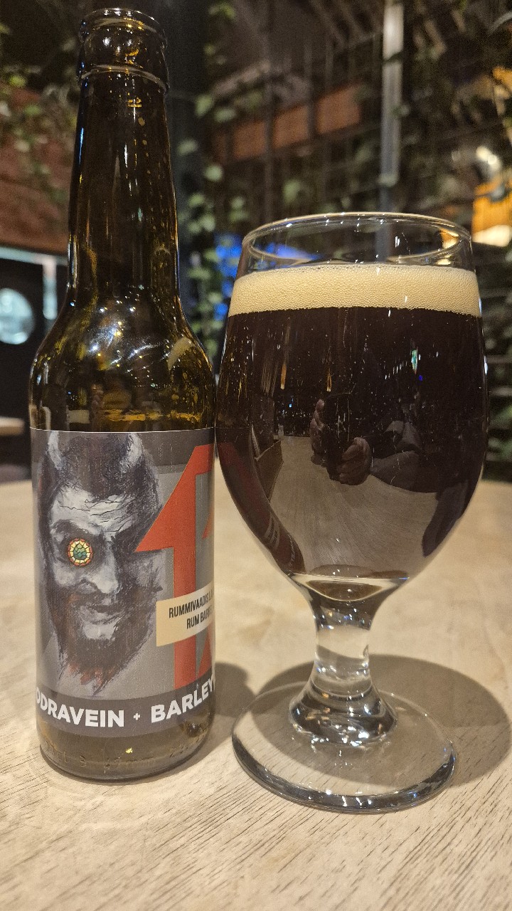 13 rummivaadis laagerdunud, Humalakoda