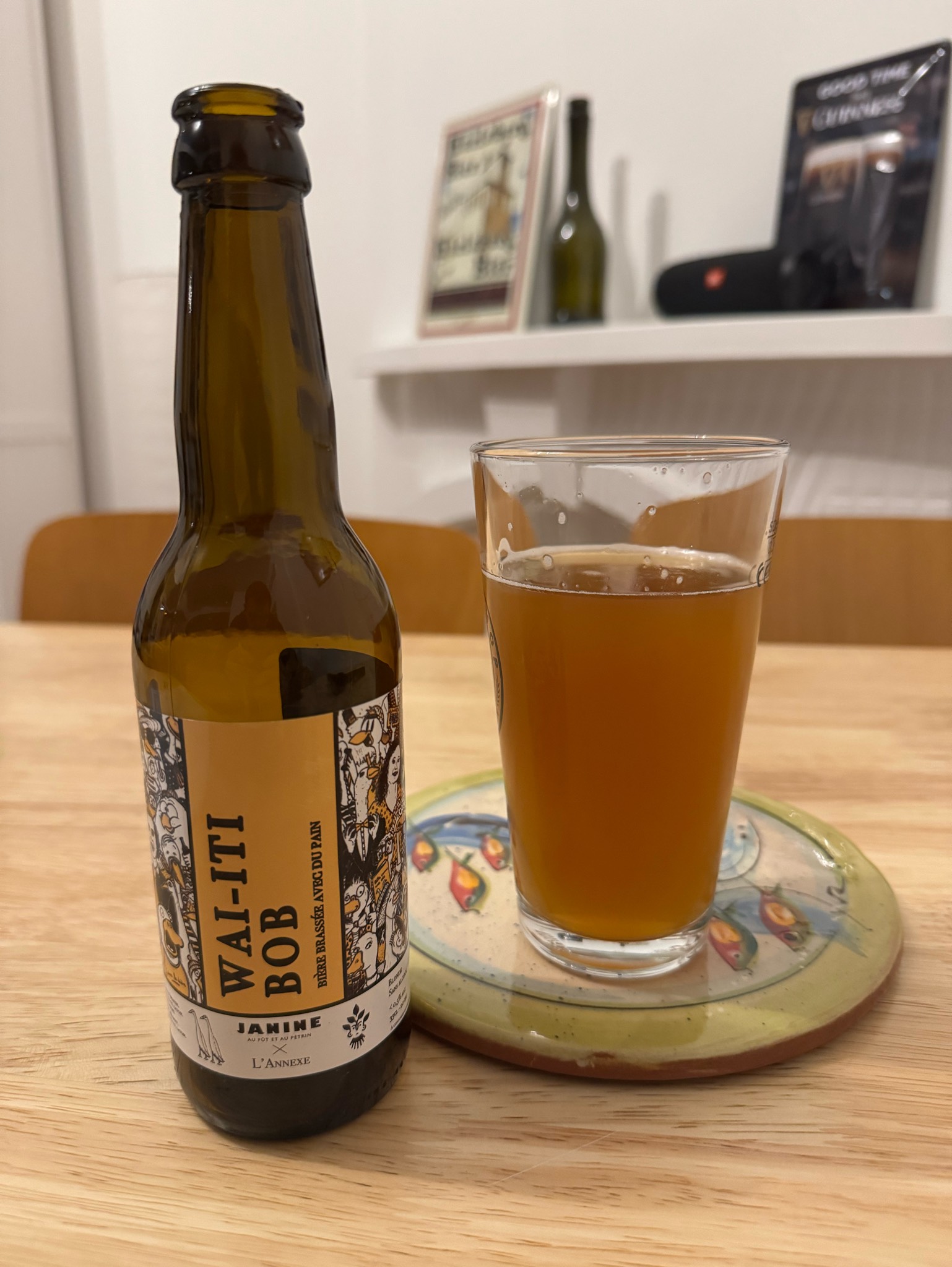 Wai-iti bob, Janine Boulangerie-Brasserie