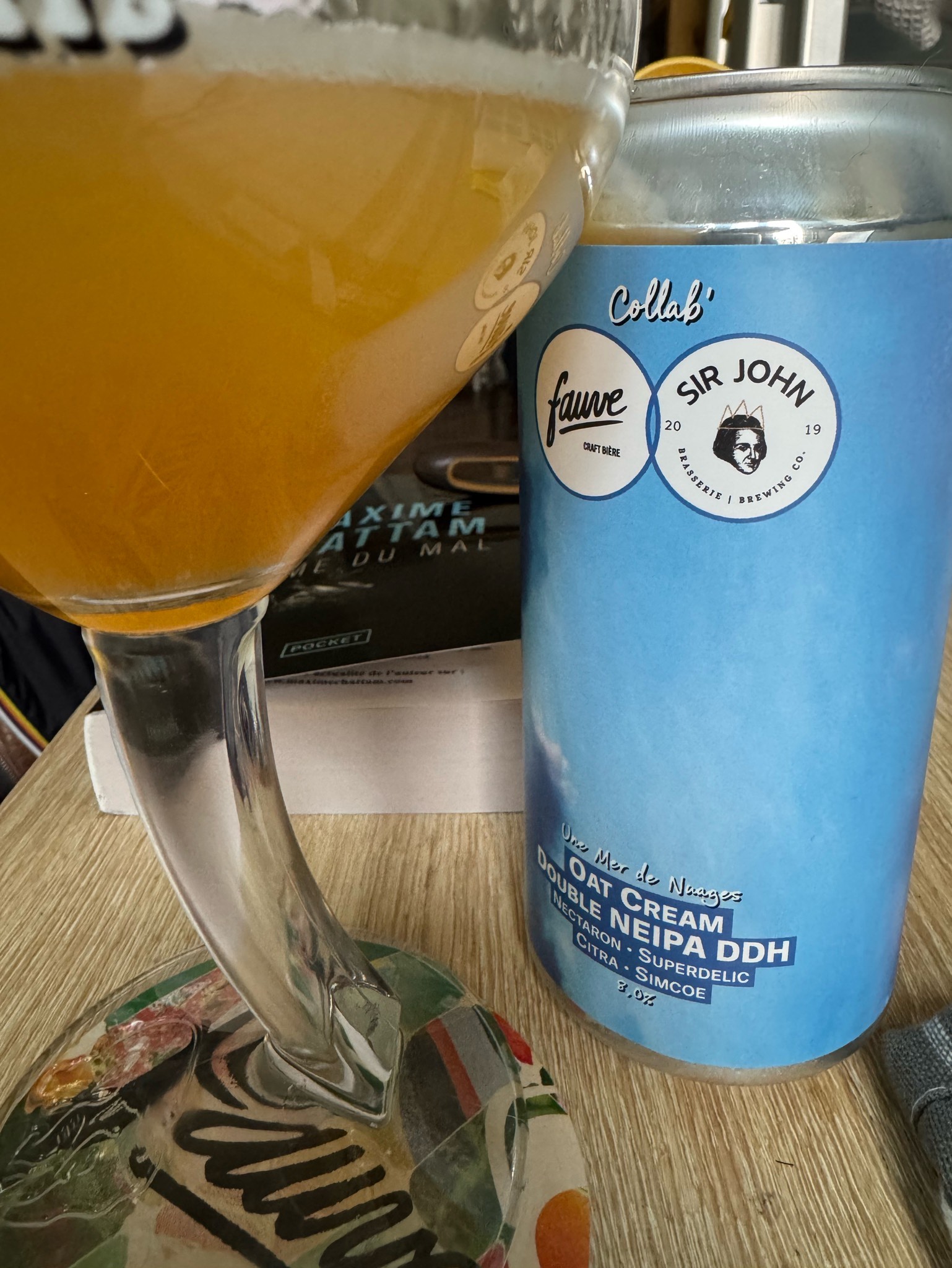 Une Mer De Nuages, Fauve