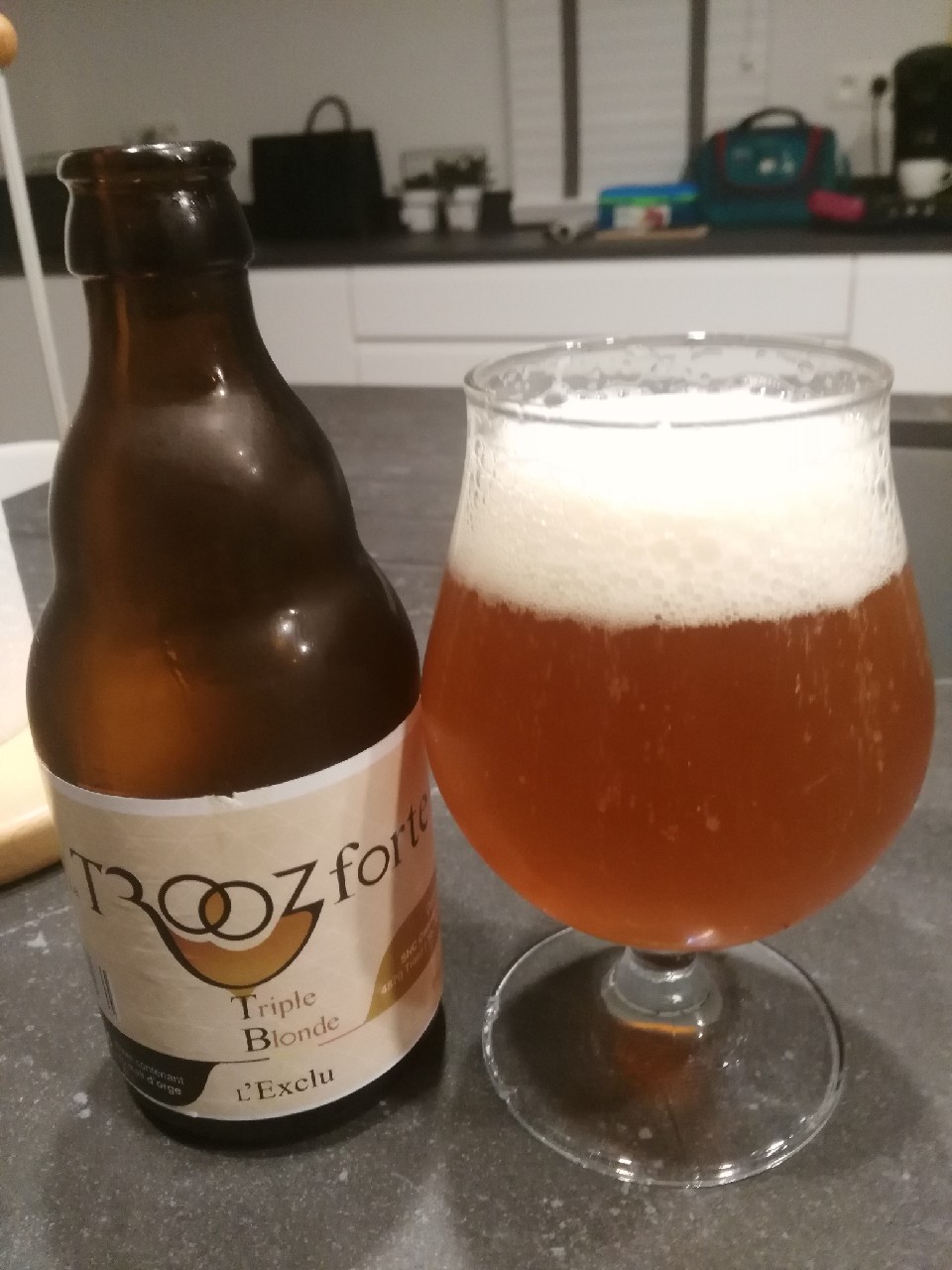 Trooz forte triple blonde, Brasserie De Hombourg