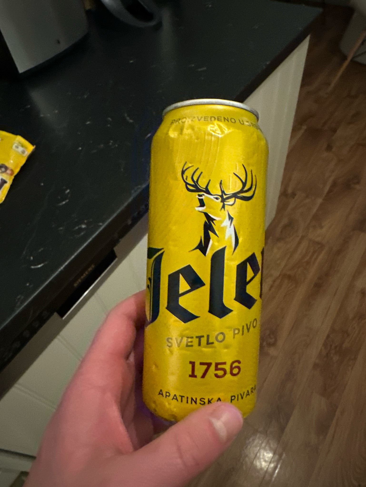 Jelen Svetlo / Svijetlo Pivo, Apatinska Pivara (MolsonCoors)