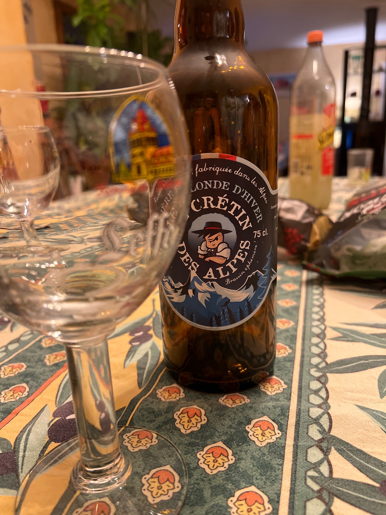 Blonde d'Hiver, Le Crétin Des Alpes