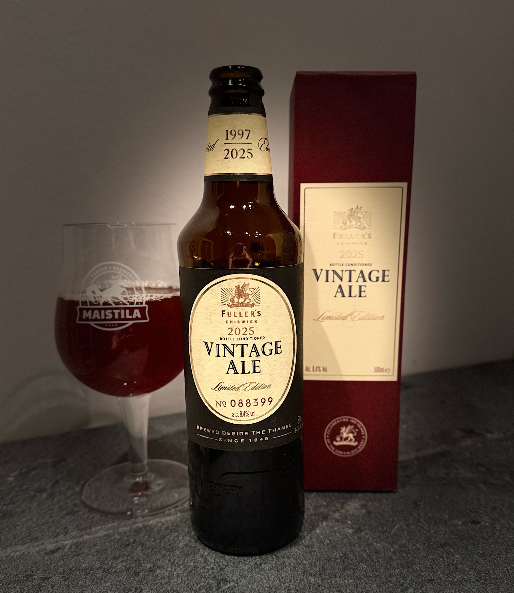 Vintage Ale (2025), Fuller's Griffin Brewery (Asahi Breweries)