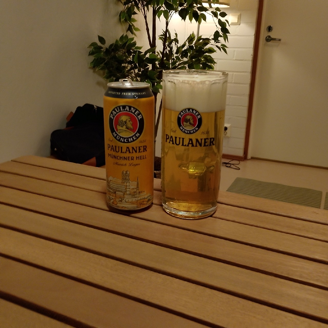 Paulaner Münchner Hell / Münchner Lager / Original Munich Lager, Paulaner Brauerei