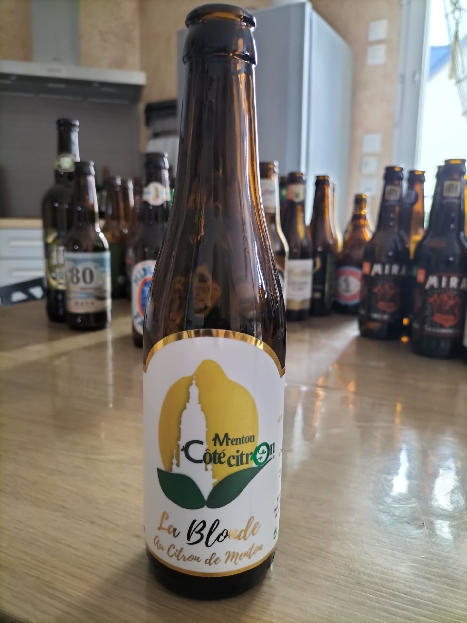 La Blonde Au Citron De Menton, La Mentounasc